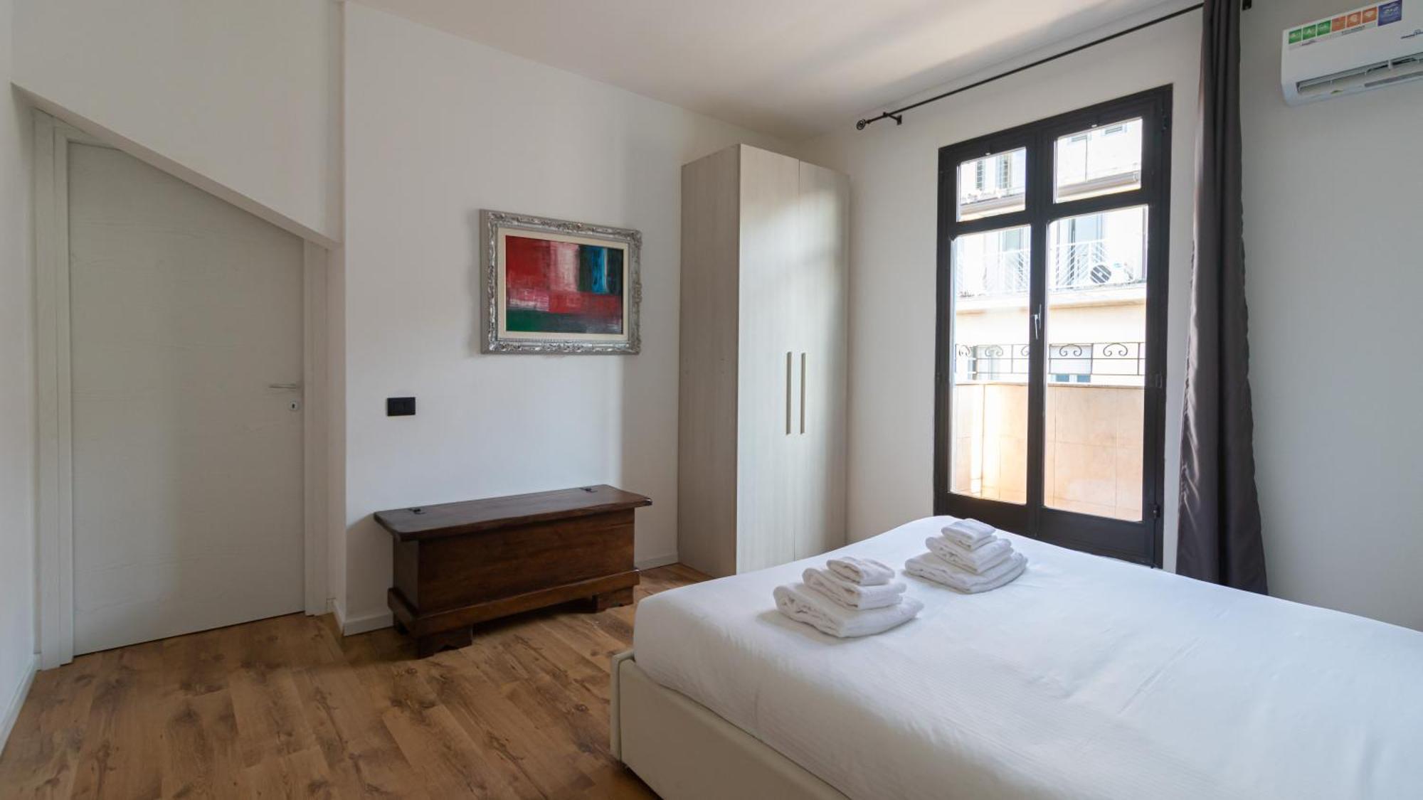 Italianway - Rosmini 11 B Milan