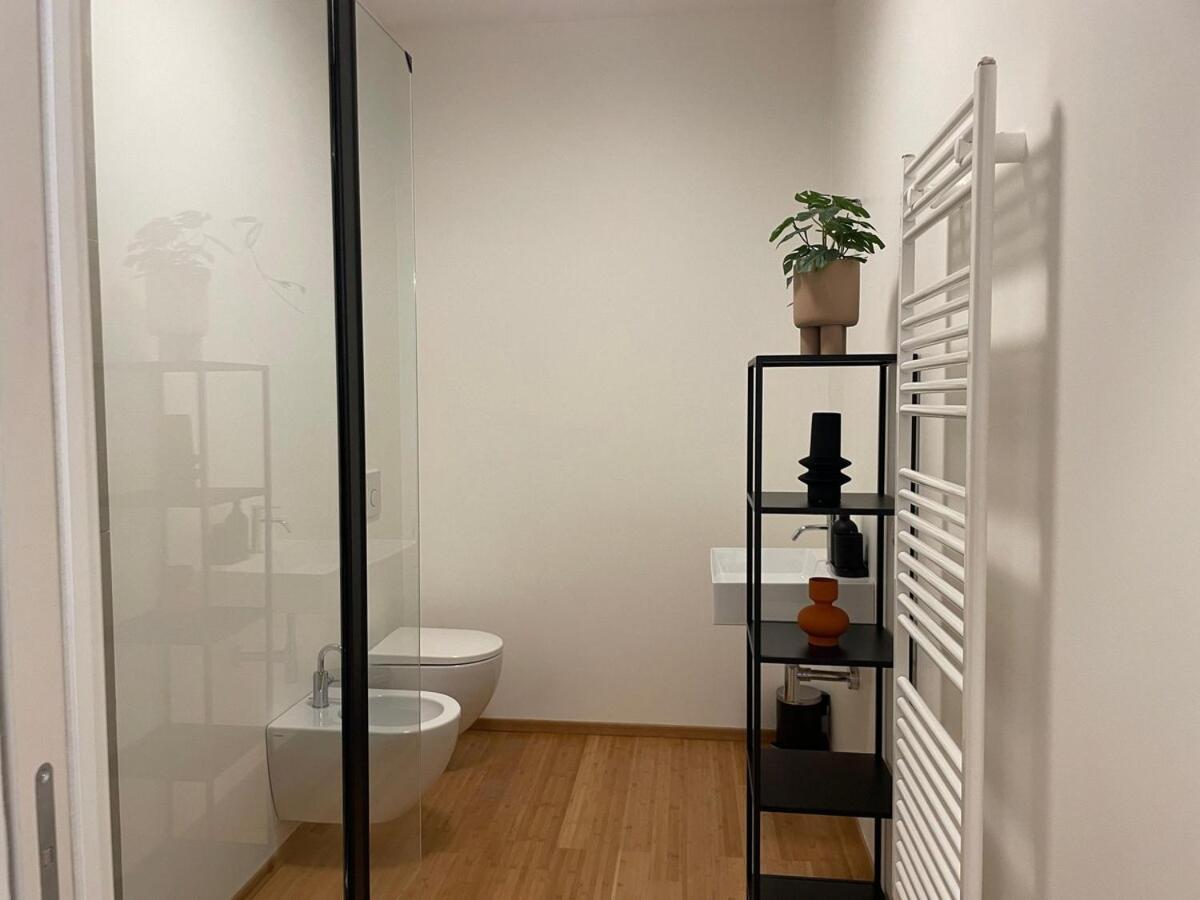 Apartment Eleganza Milanese Near Duomo & Metro Milan