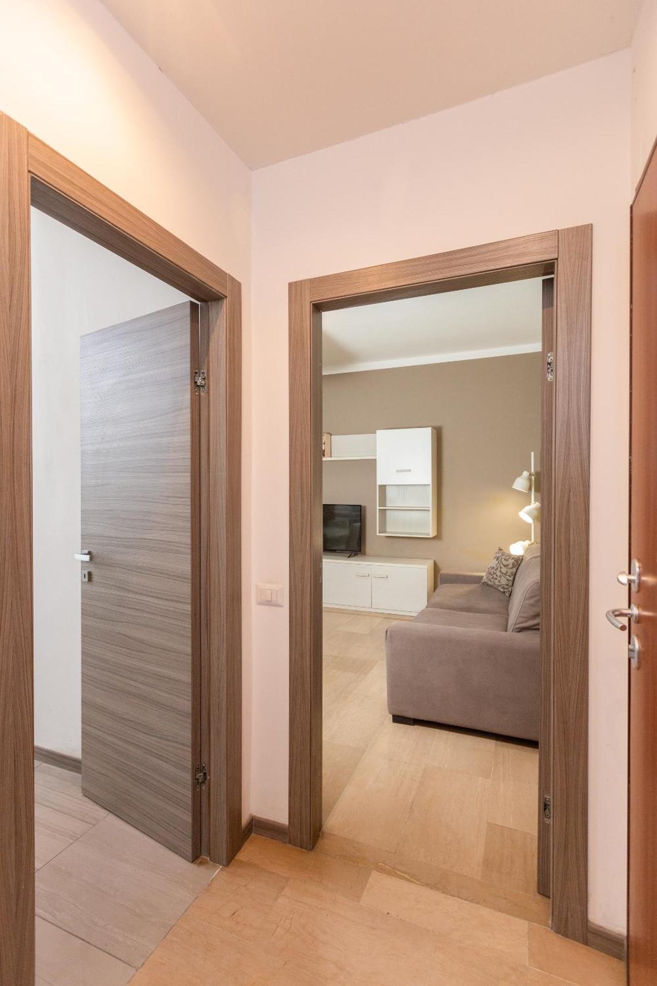 Honey Exclusive - Train Station - Near Center Apartment