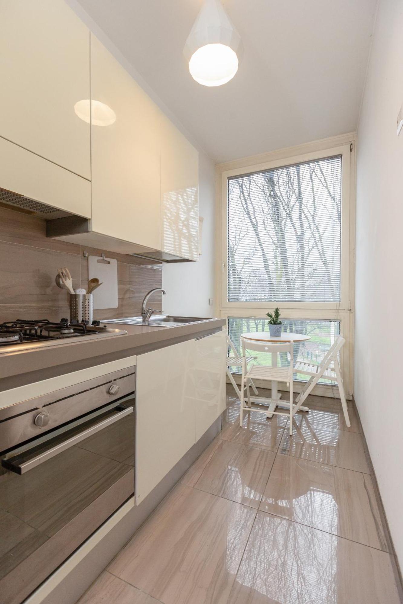 Honey Exclusive - Train Station - Near Center Apartment
