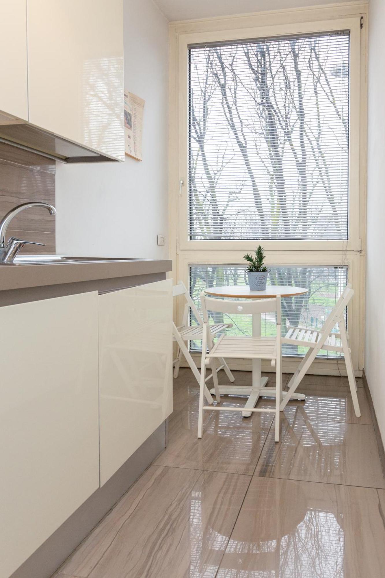 Honey Exclusive - Train Station - Near Center Apartment