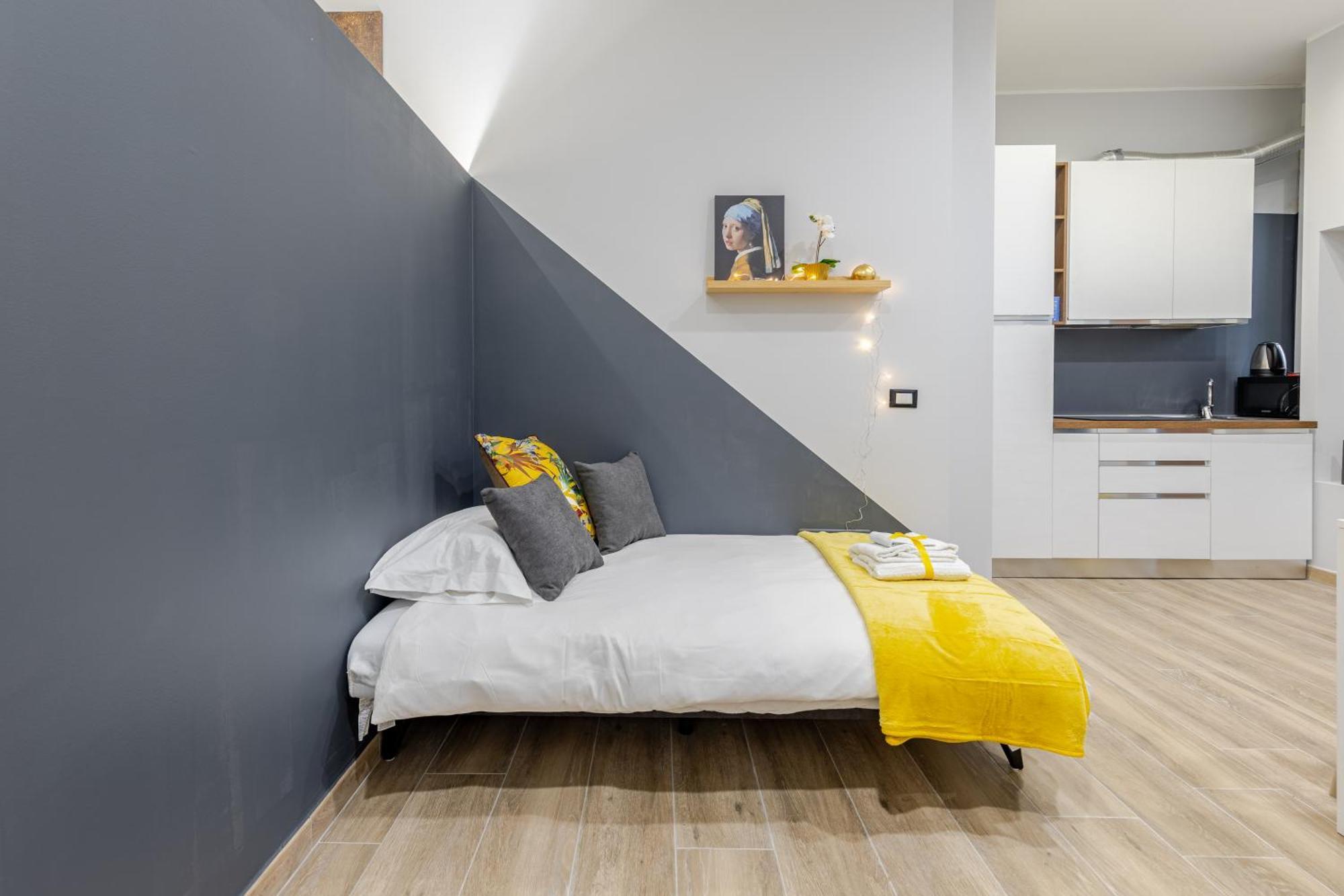 Apartment Jonathan - Citta Studi & Porta Venezia - *