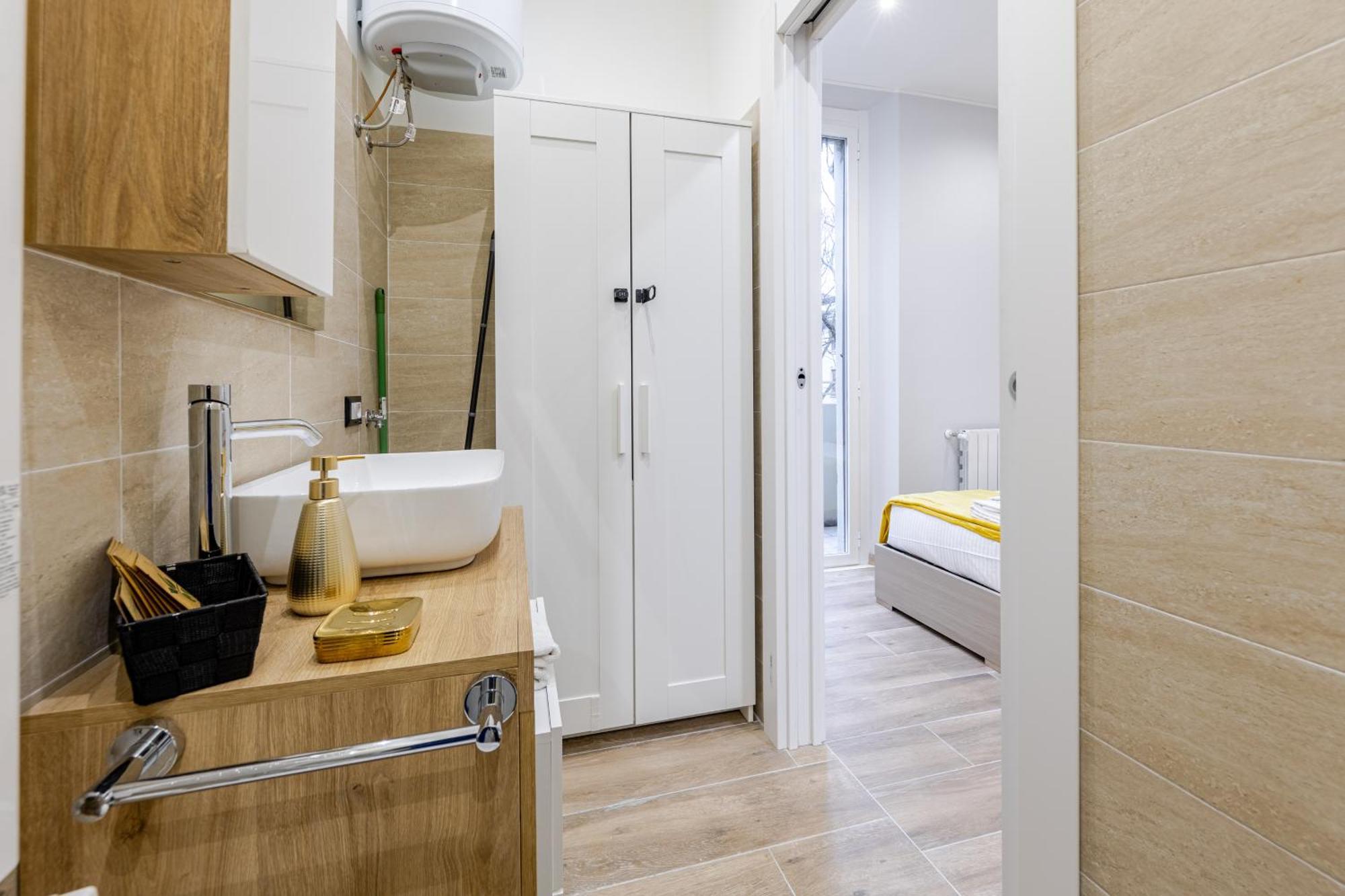 Jonathan - Citta Studi & Porta Venezia - Apartment