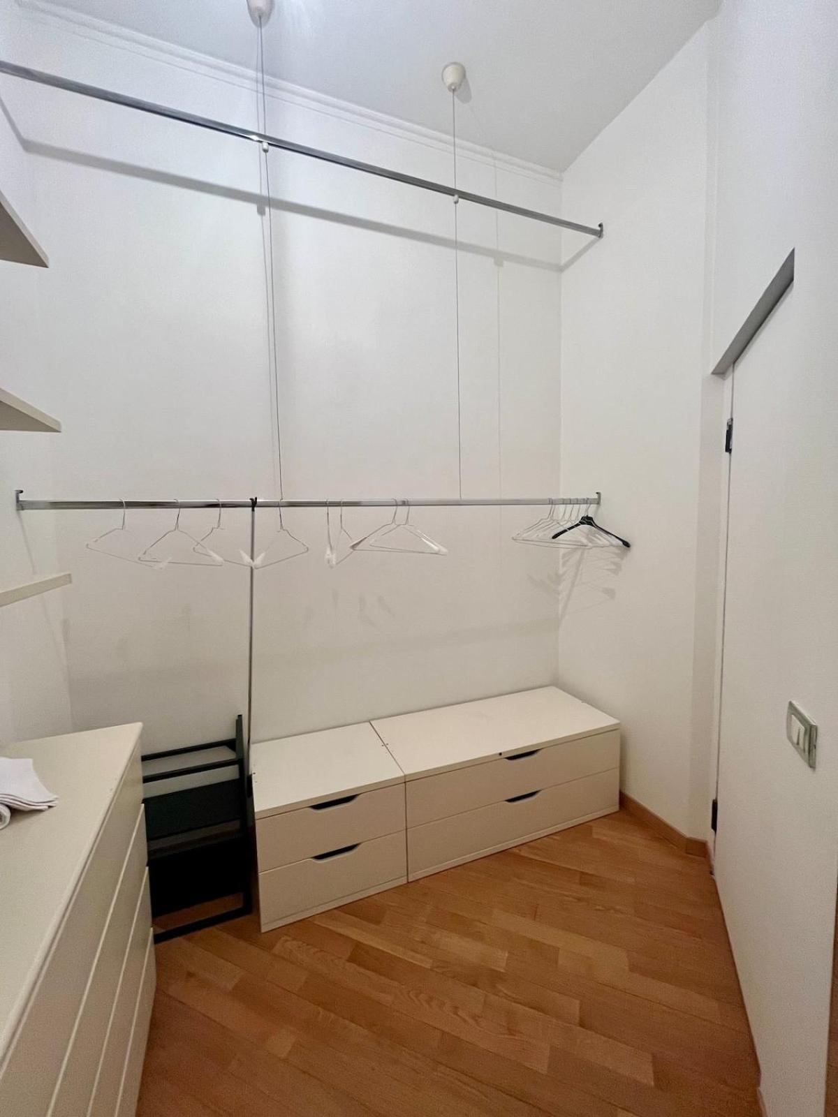 Apartamento Modern Openspace In Piazza Repubblica Near To Via Montenapoleone