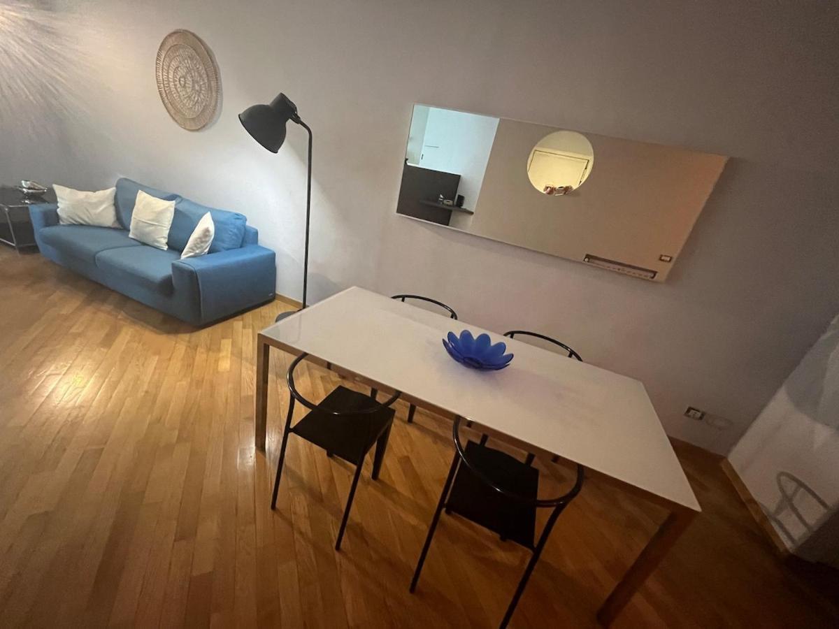 Apartamento Modern Openspace In Piazza Repubblica Near To Via Montenapoleone Milão