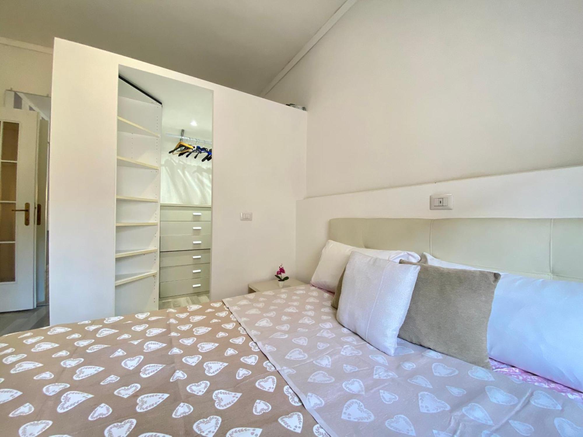 Apartment Lugano S&s Home, Moderna E Tranquilla, Vicino Al Centro Di Milano, Con Parcheggio Gratuito Esterno *