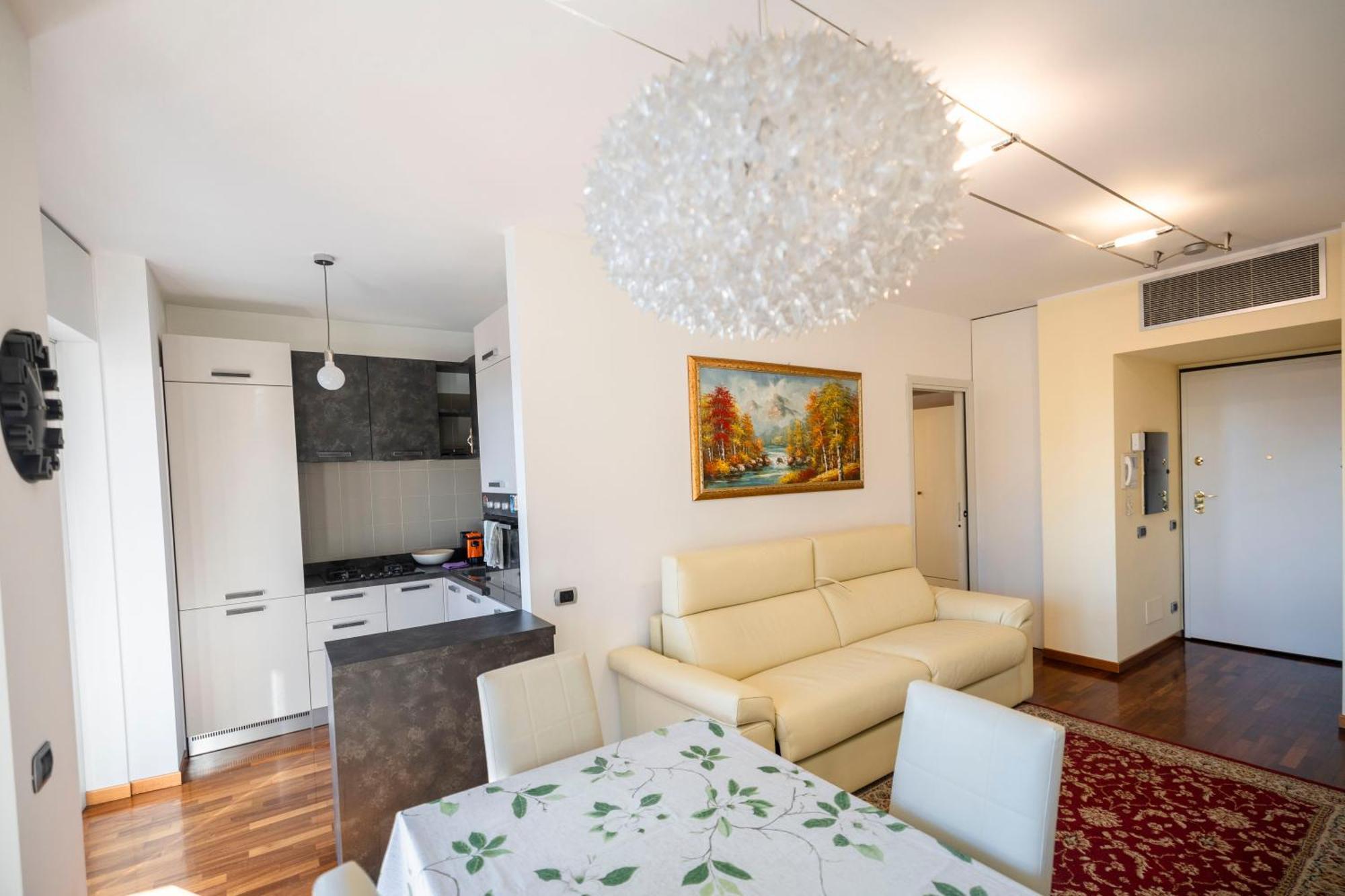 Splendido Bilocale A Due Passi Da Bicocca - M5 * Milano