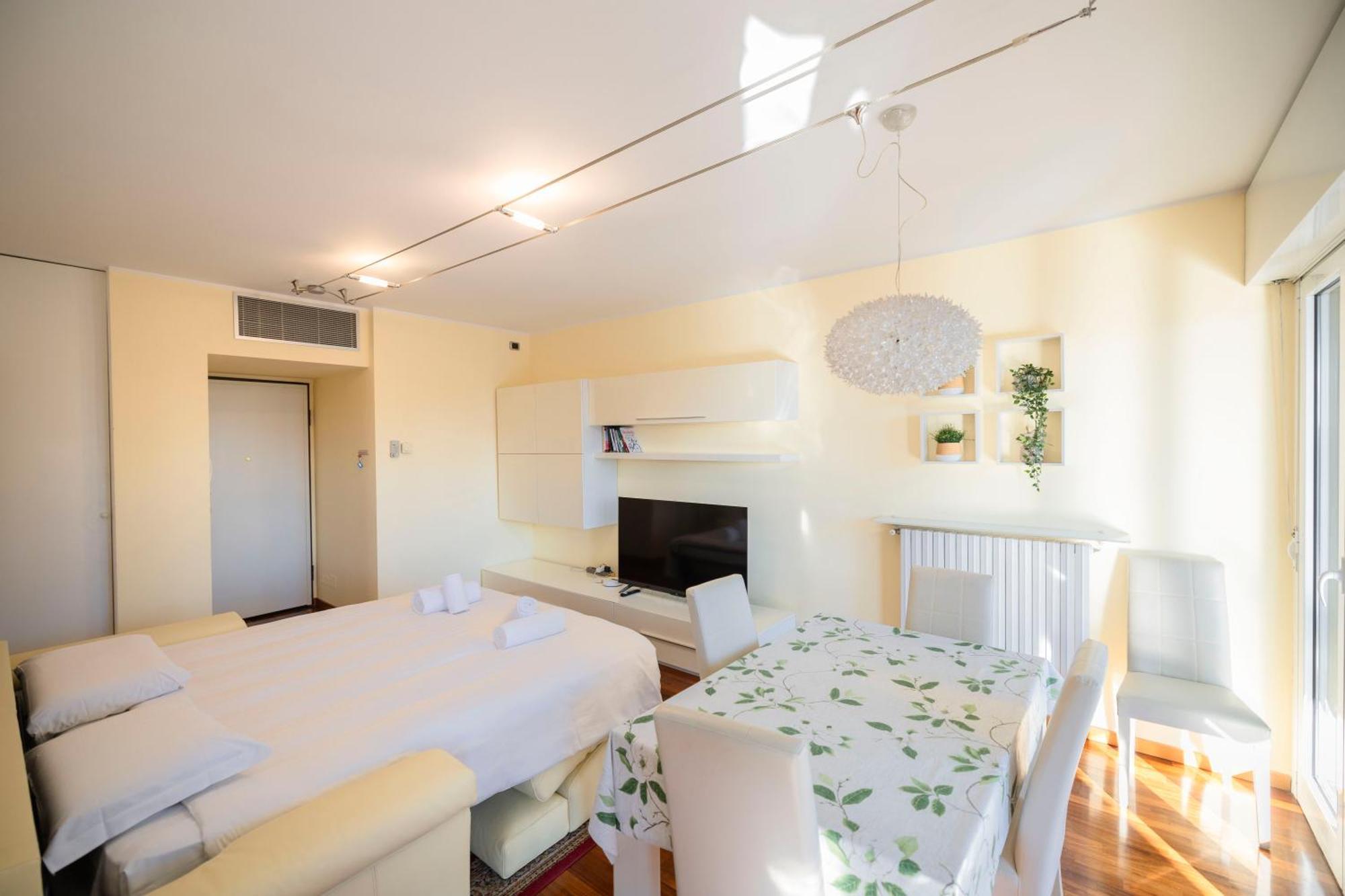 Splendido Bilocale A Due Passi Da Bicocca - M5 Appartamento *
