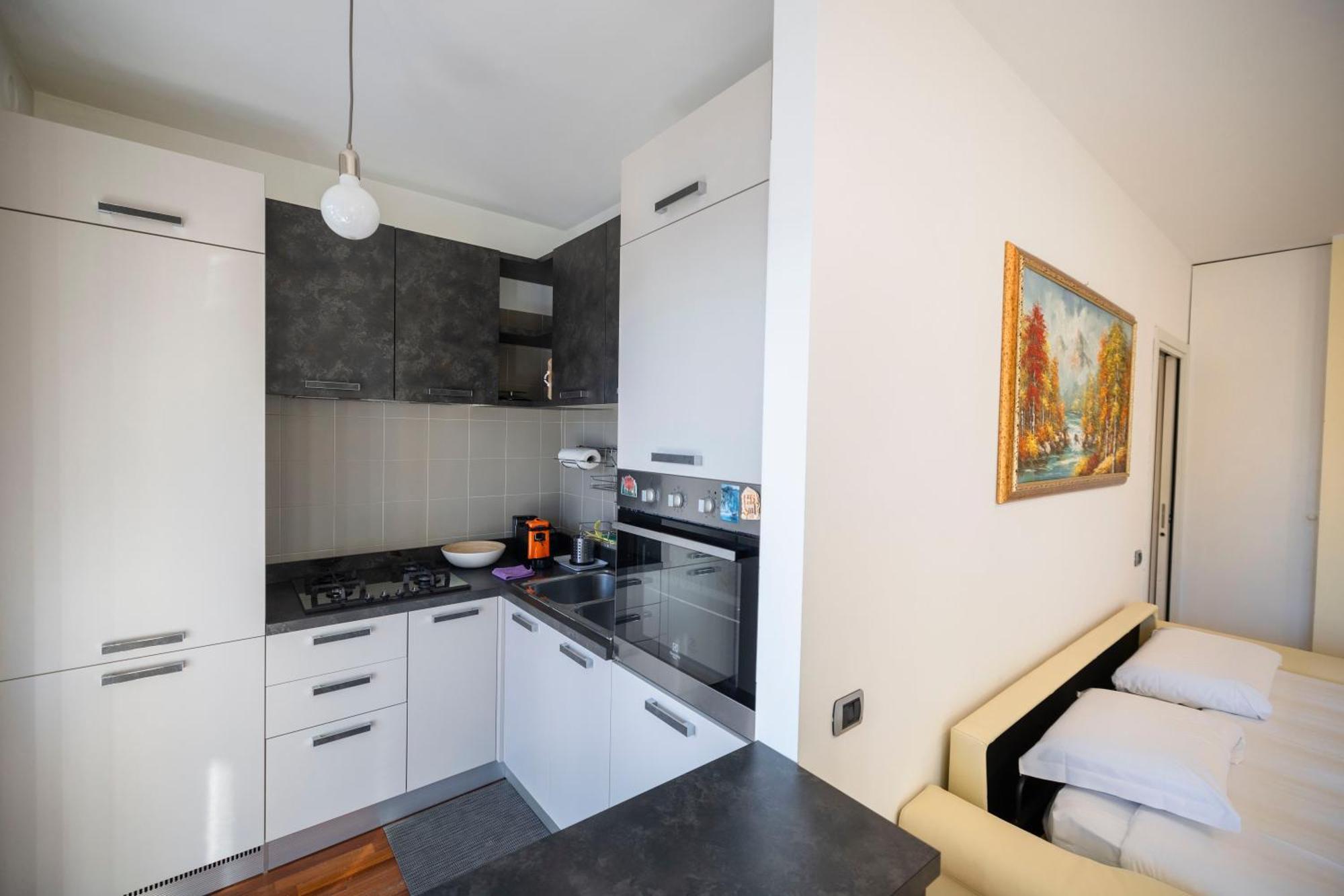 Appartamento Splendido Bilocale A Due Passi Da Bicocca - M5 *