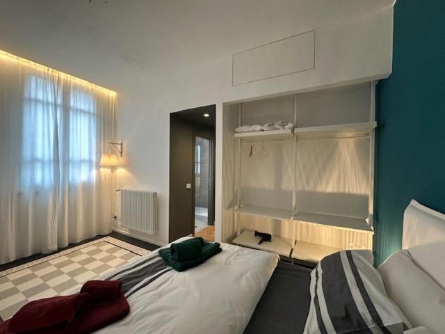 Pasinetti 3 Milan
