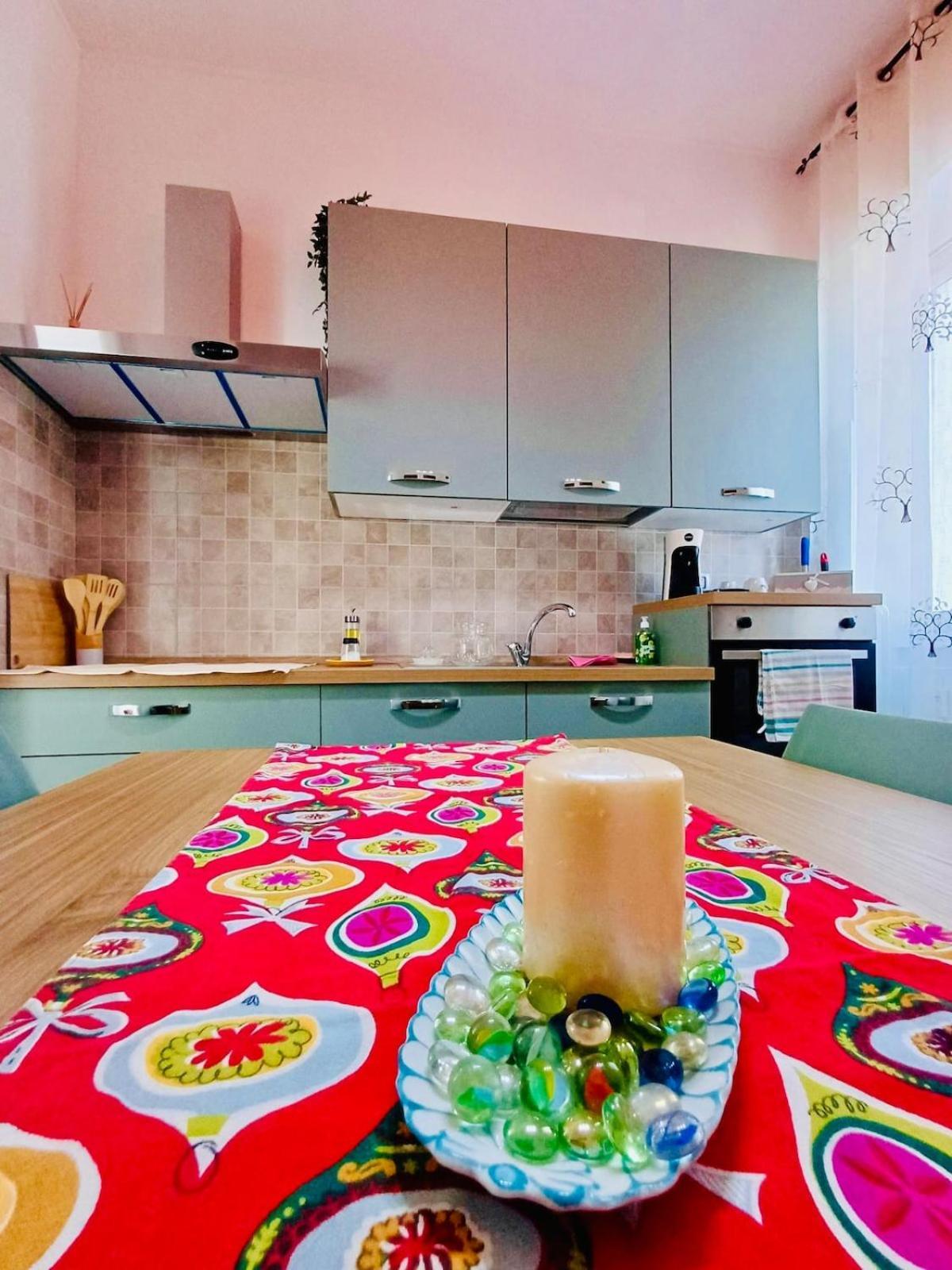Apartment Tolstoi 83 *