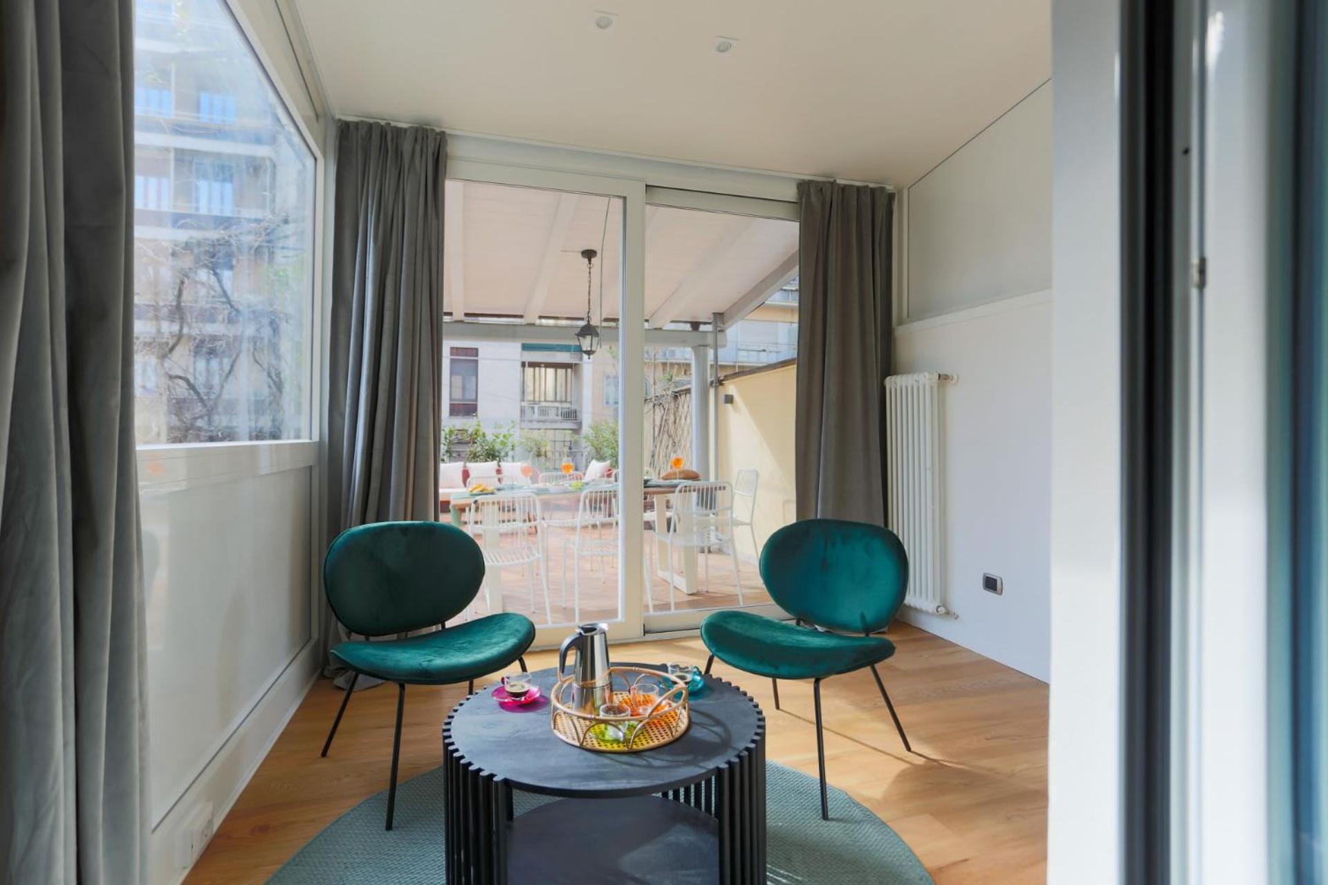 The Rent - Spacious Three-bedroom In The Heart Of Milan