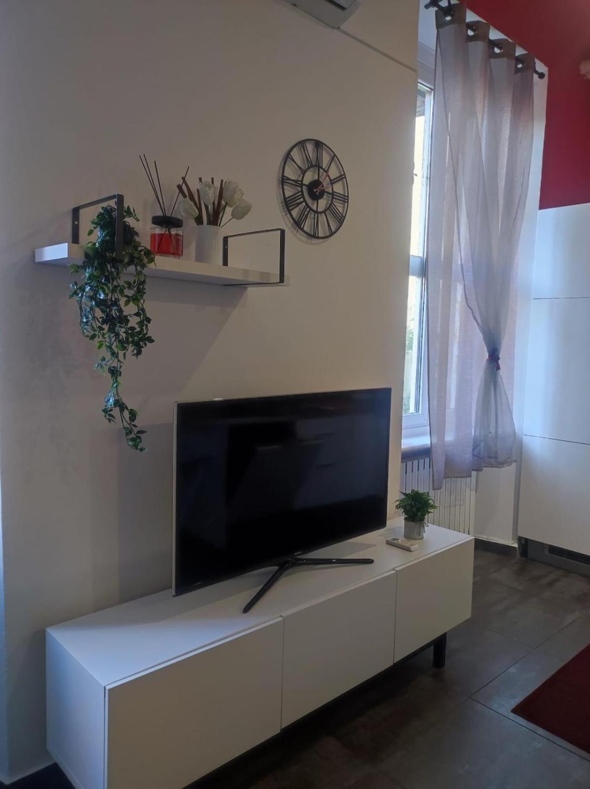 Apartment Modern Open Space -area Certosa Milan