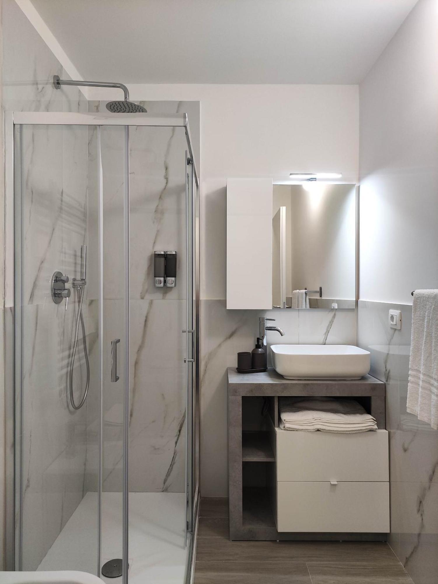 Appartamento Fantastic Loft Famagosta Parkingnetflix *