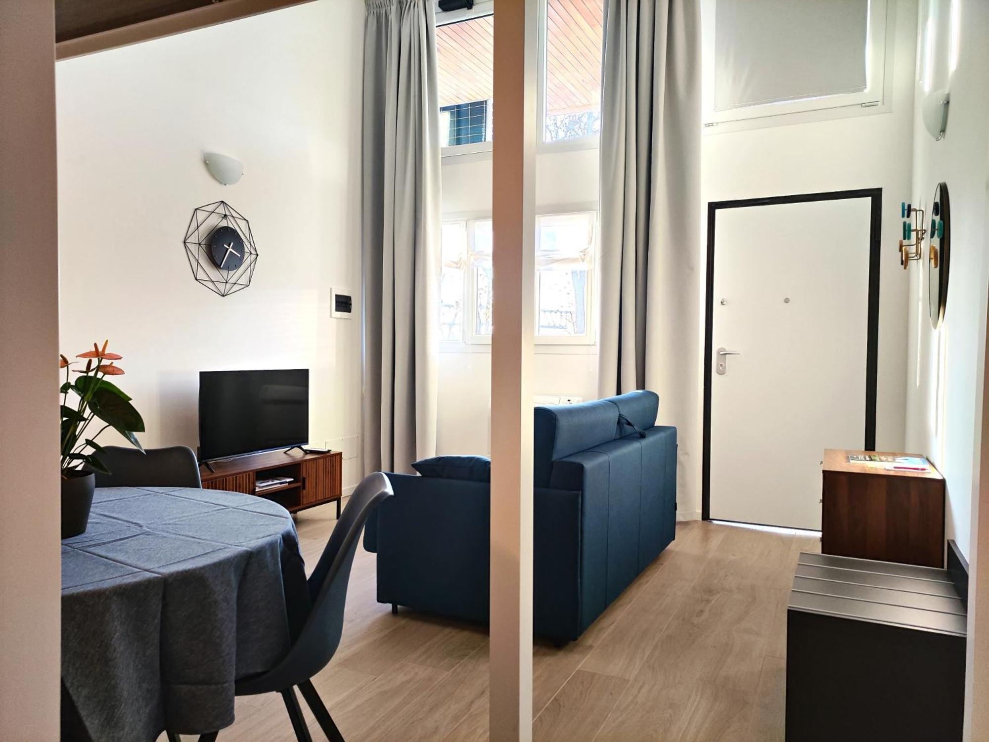 Fantastic Loft Famagosta Parkingnetflix Appartamento *