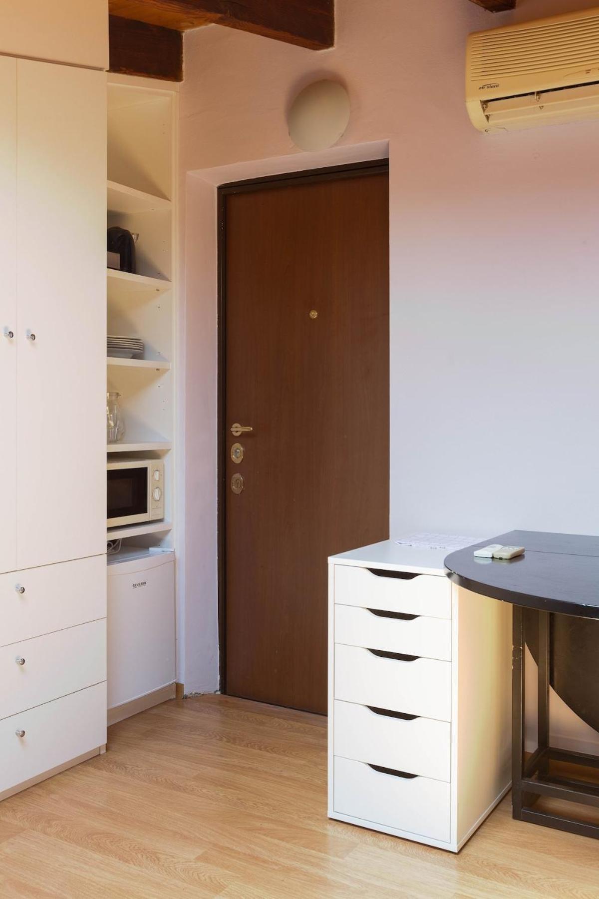 Charming Attic In The Center Of Milan! Apartment *