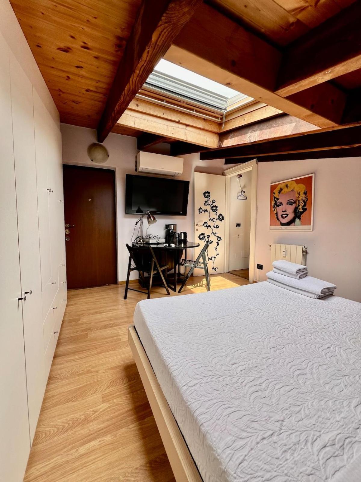 Charming Attic In The Center Of Milan! *