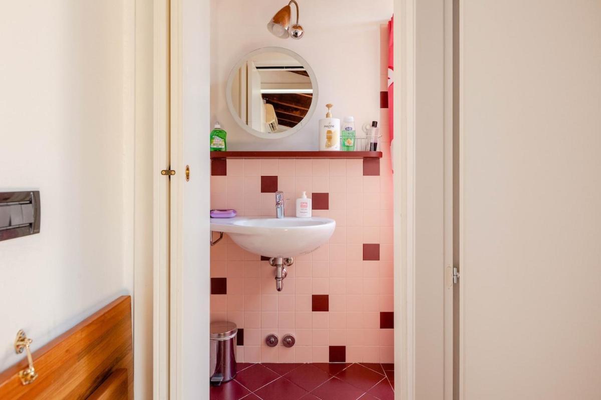 Apartment Charming Attic In The Center Of Milan! *