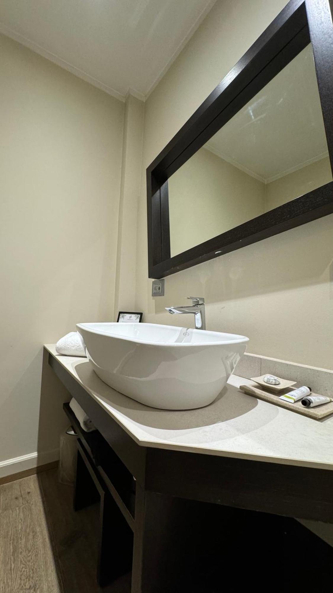 Townhouse 33 Hotel 4*