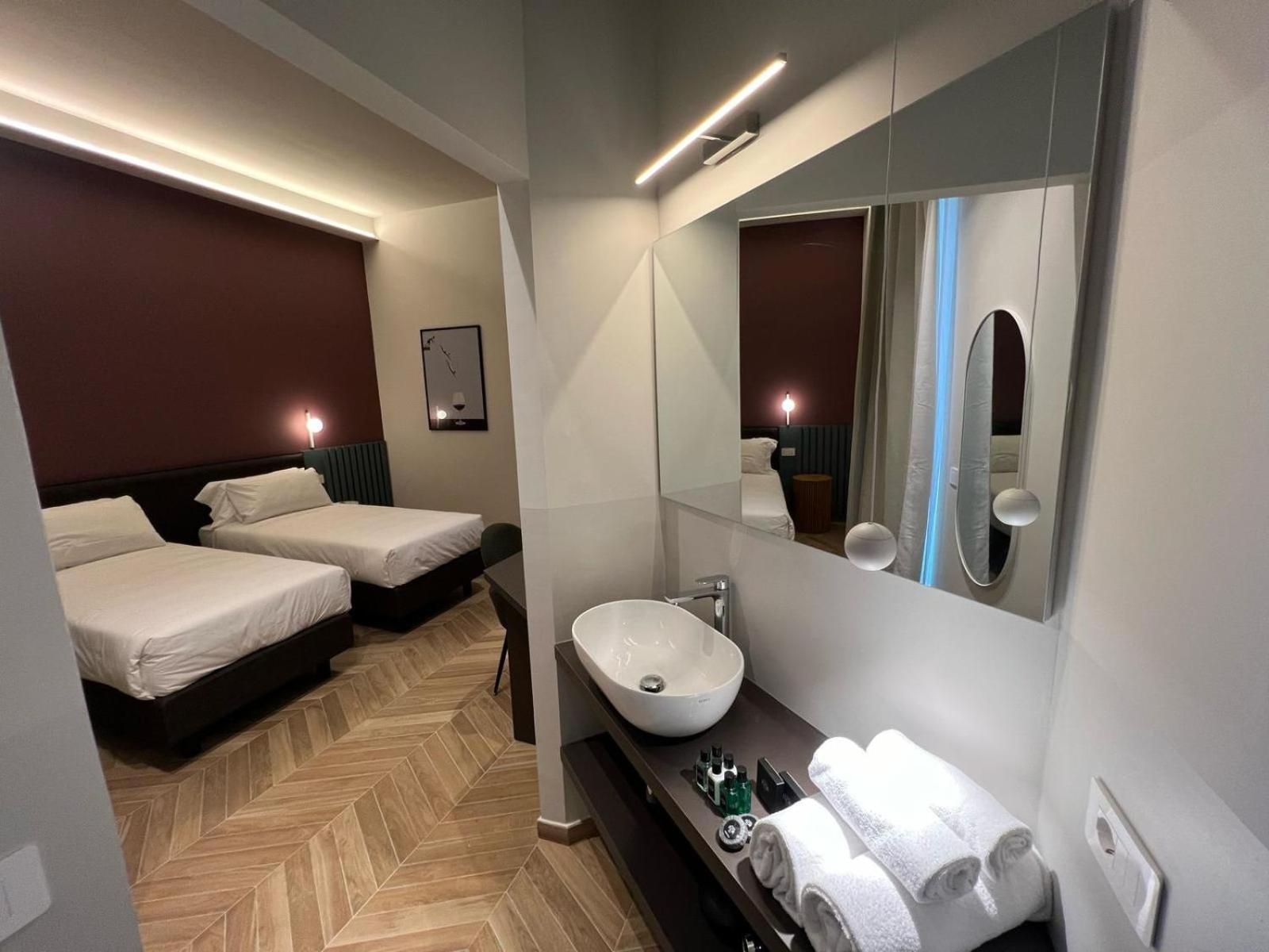 Rossovino Hotel