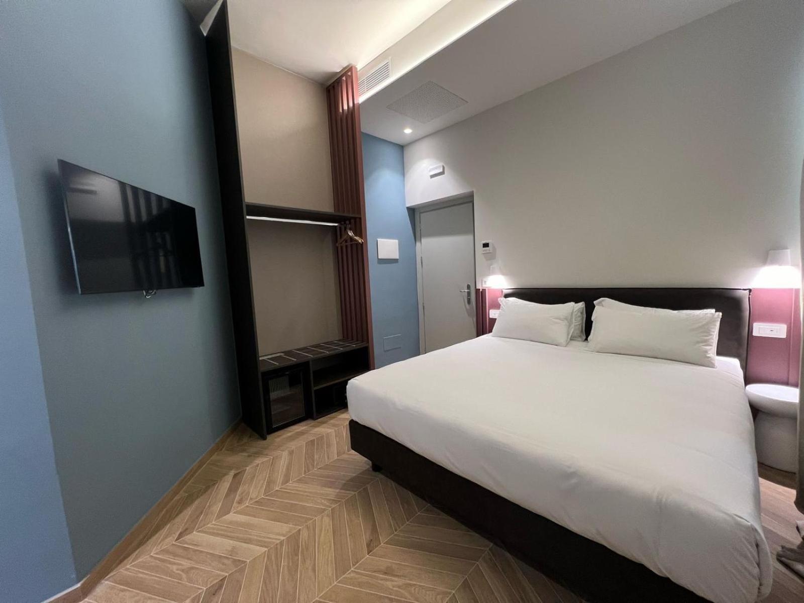 Rossovino Hotel