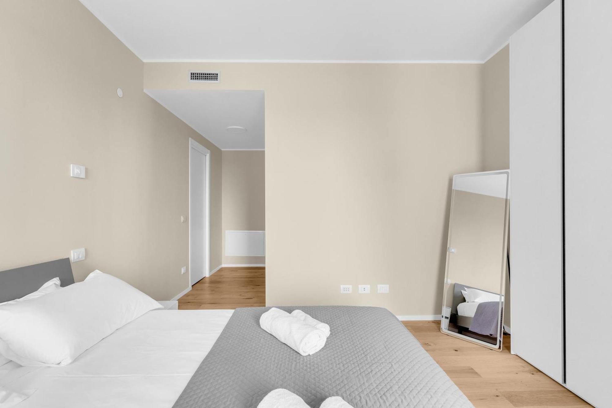 Living With Terrace & Garage By Ndp Rent * Milão