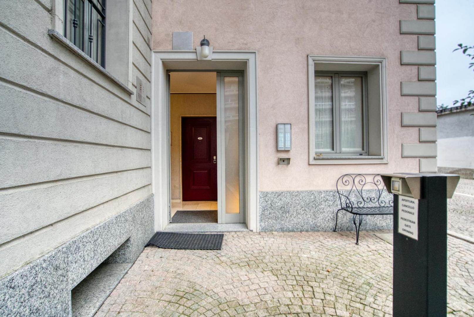 Youhosty - Ripamonti Bis Apartment Milan