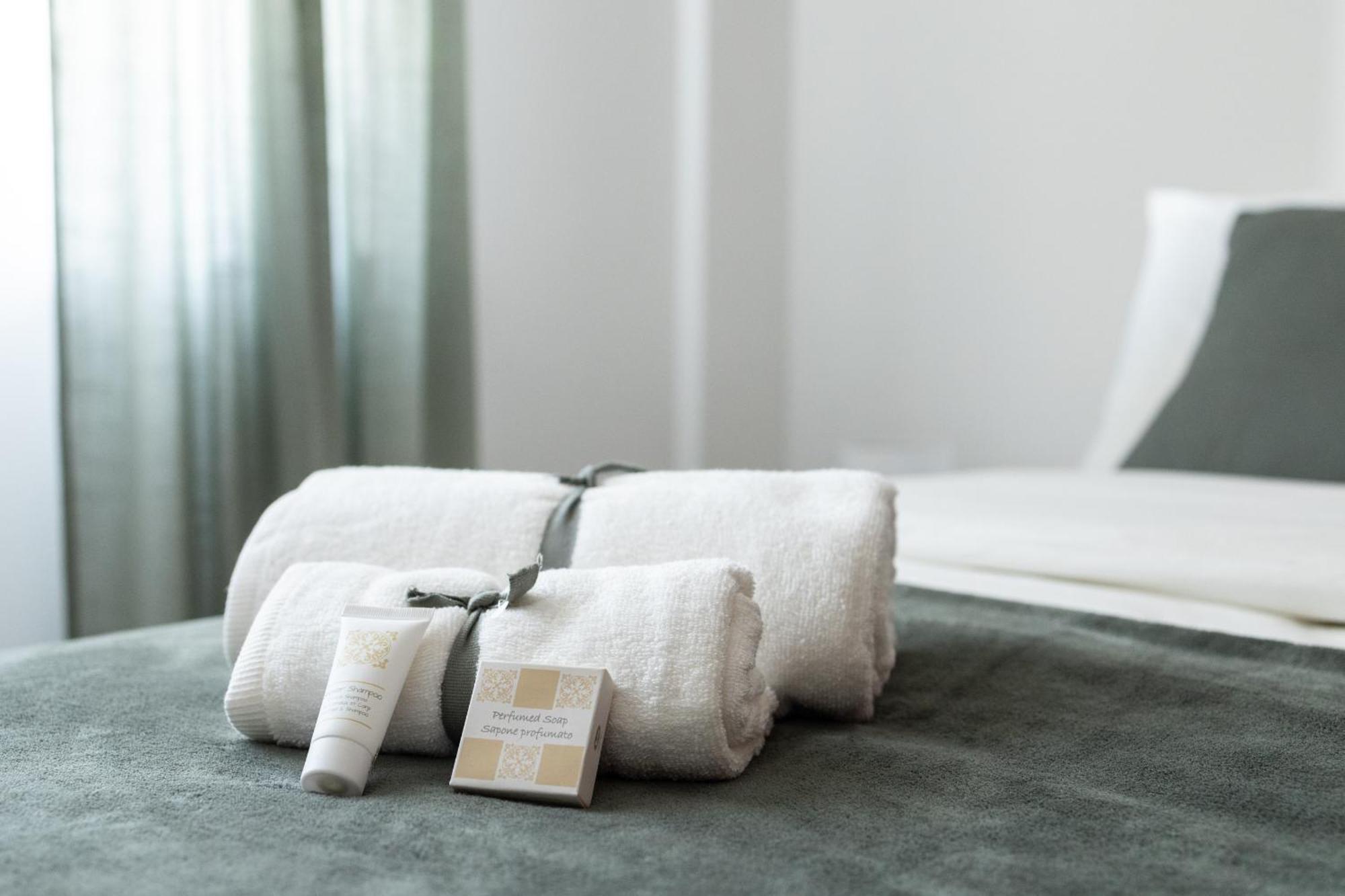 8 Min Dalla Metro Casa Elegante Con Netflix E Wifi * Milan