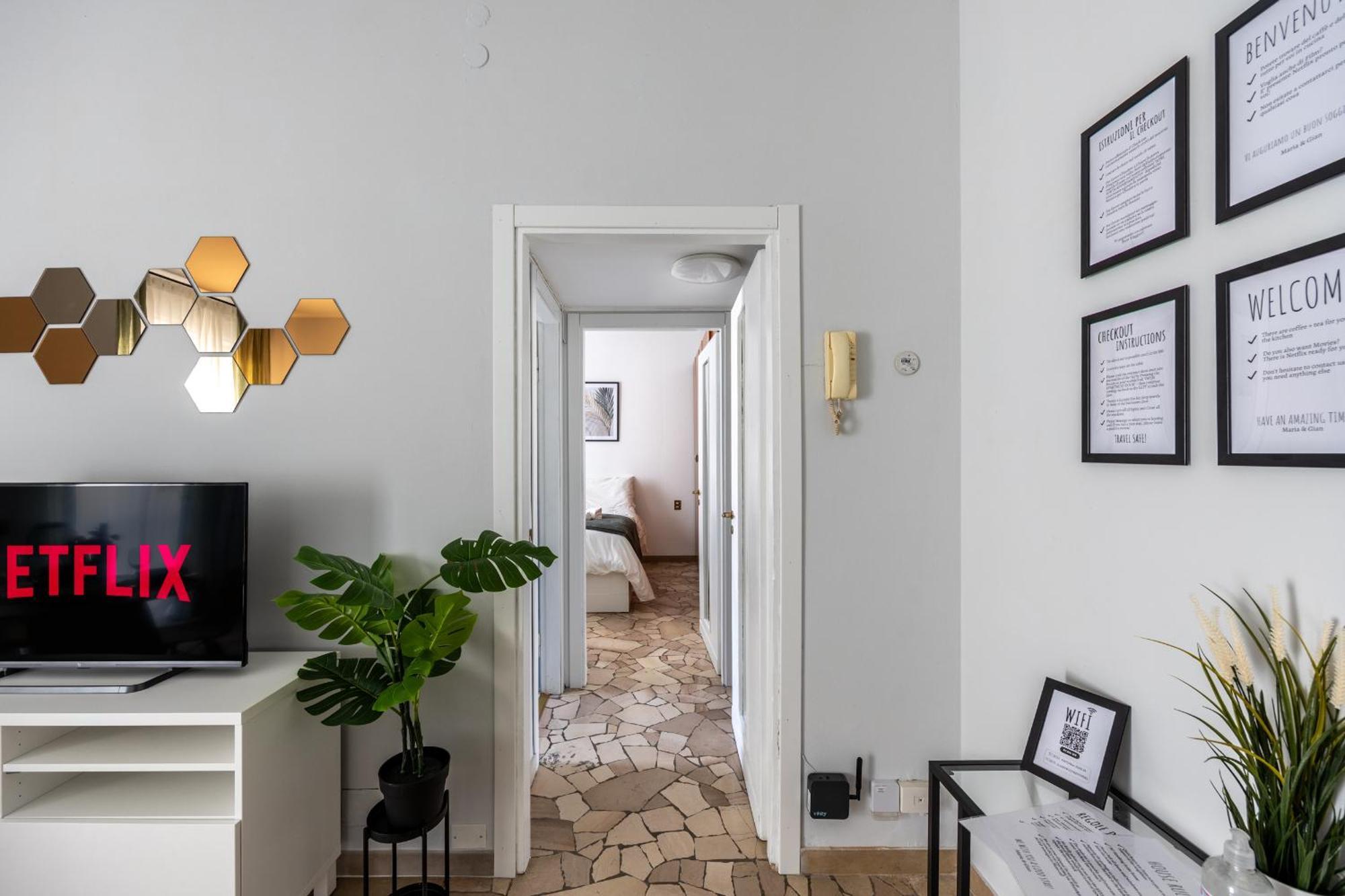 8 Min Dalla Metro Casa Elegante Con Netflix E Wifi