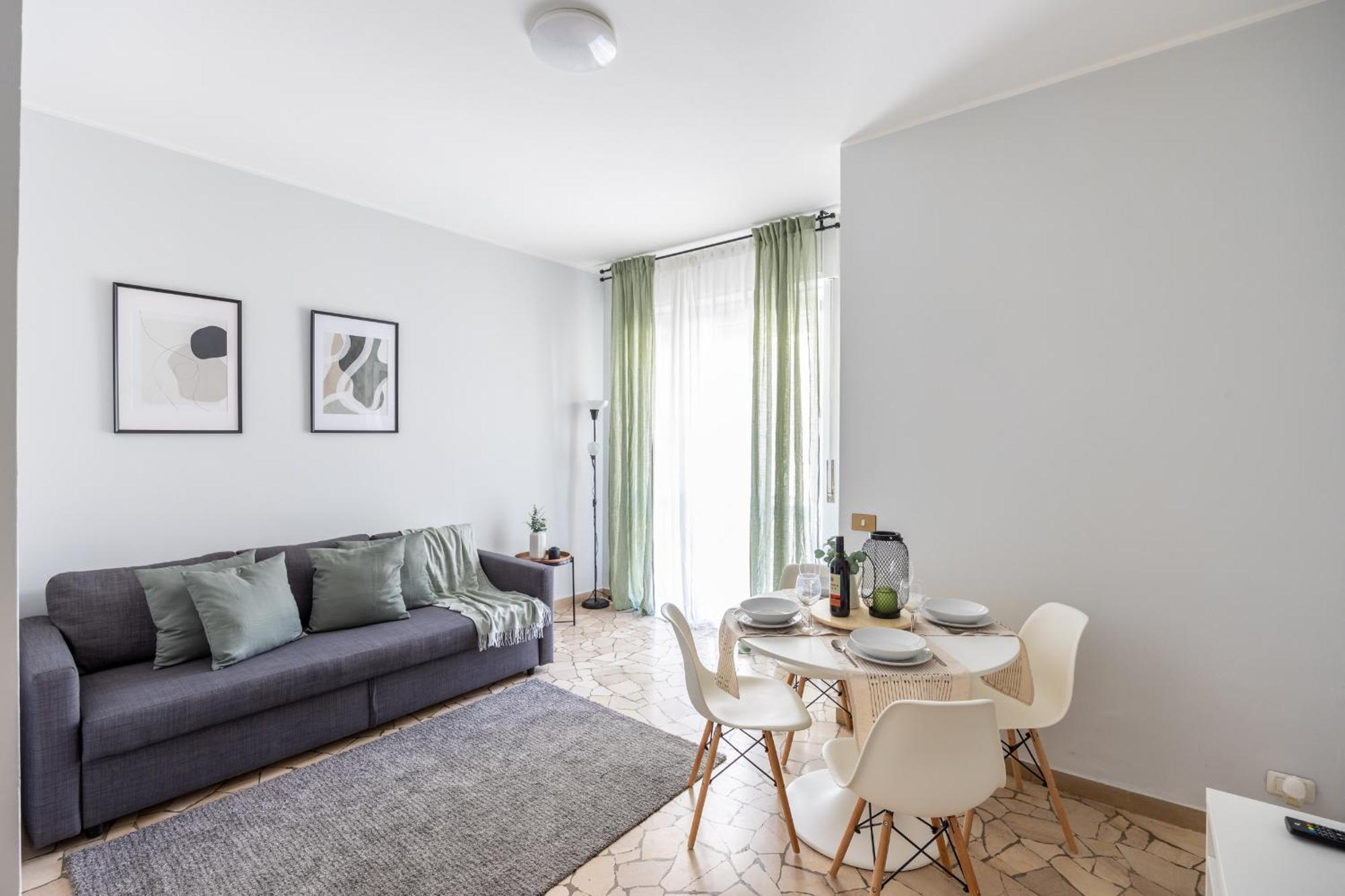 8 Min Dalla Metro Casa Elegante Con Netflix E Wifi Milan