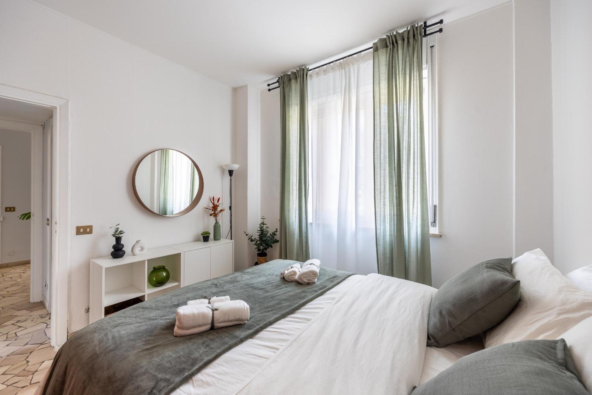 8 Min Dalla Metro Casa Elegante Con Netflix E Wifi