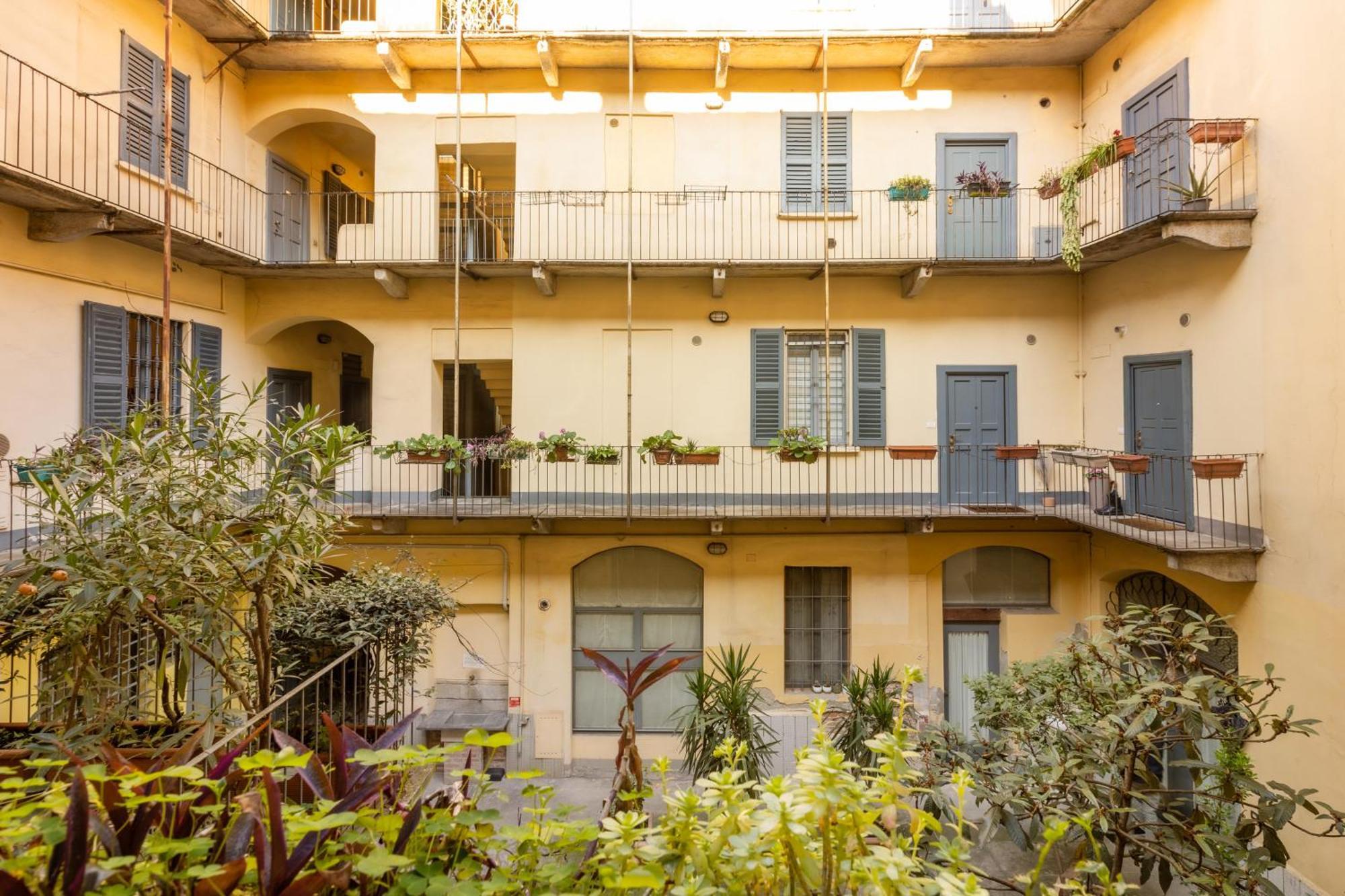 Apartamento Tiny & Tidy In The Key Area Of *