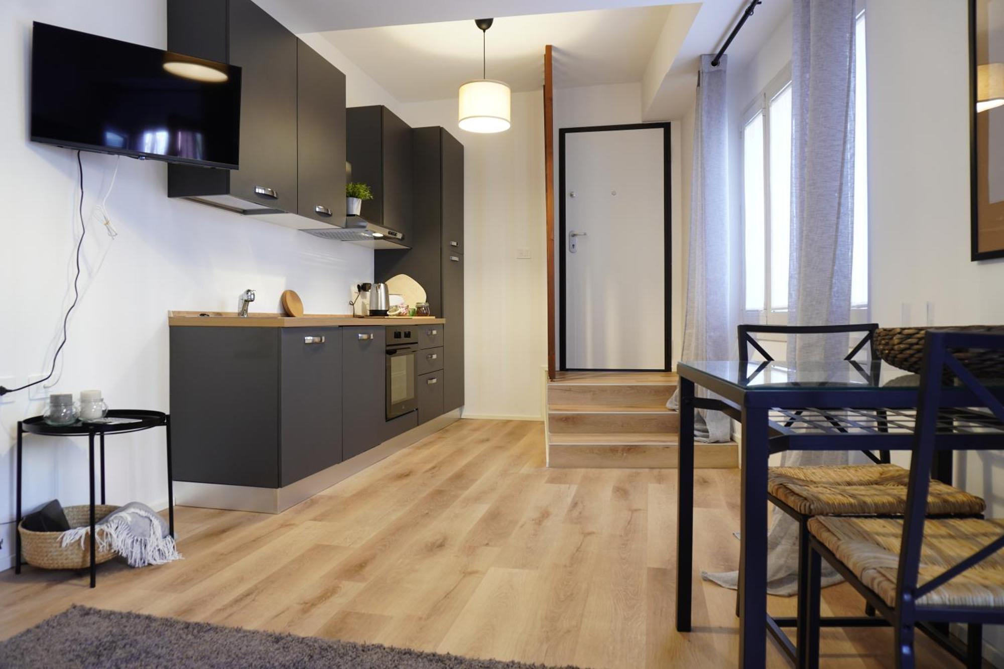 Apartment Sonnino Portello - At Your Place *