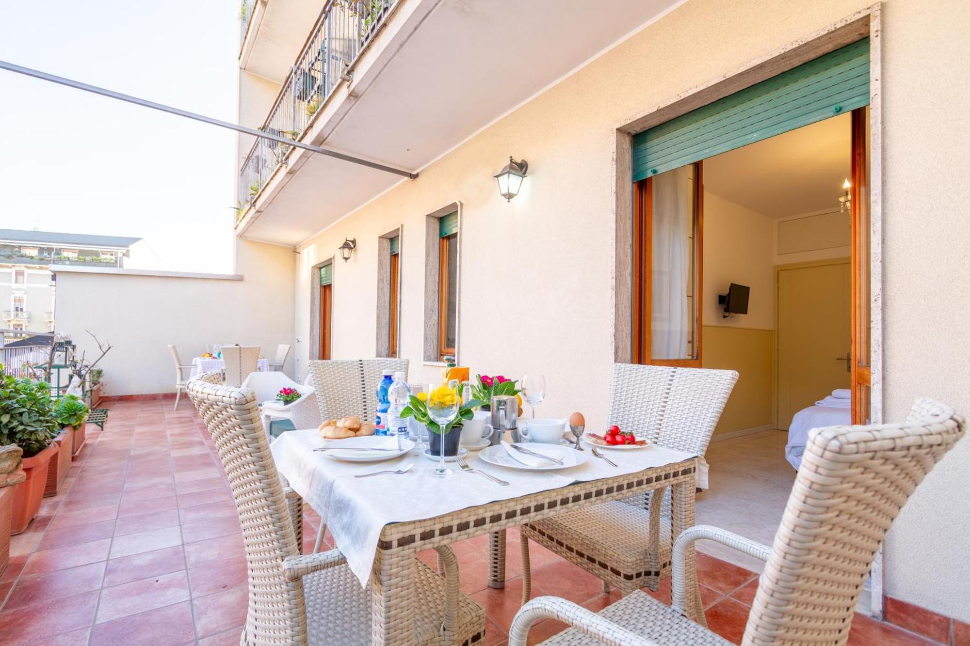Dimora Al Naviglio Guest house