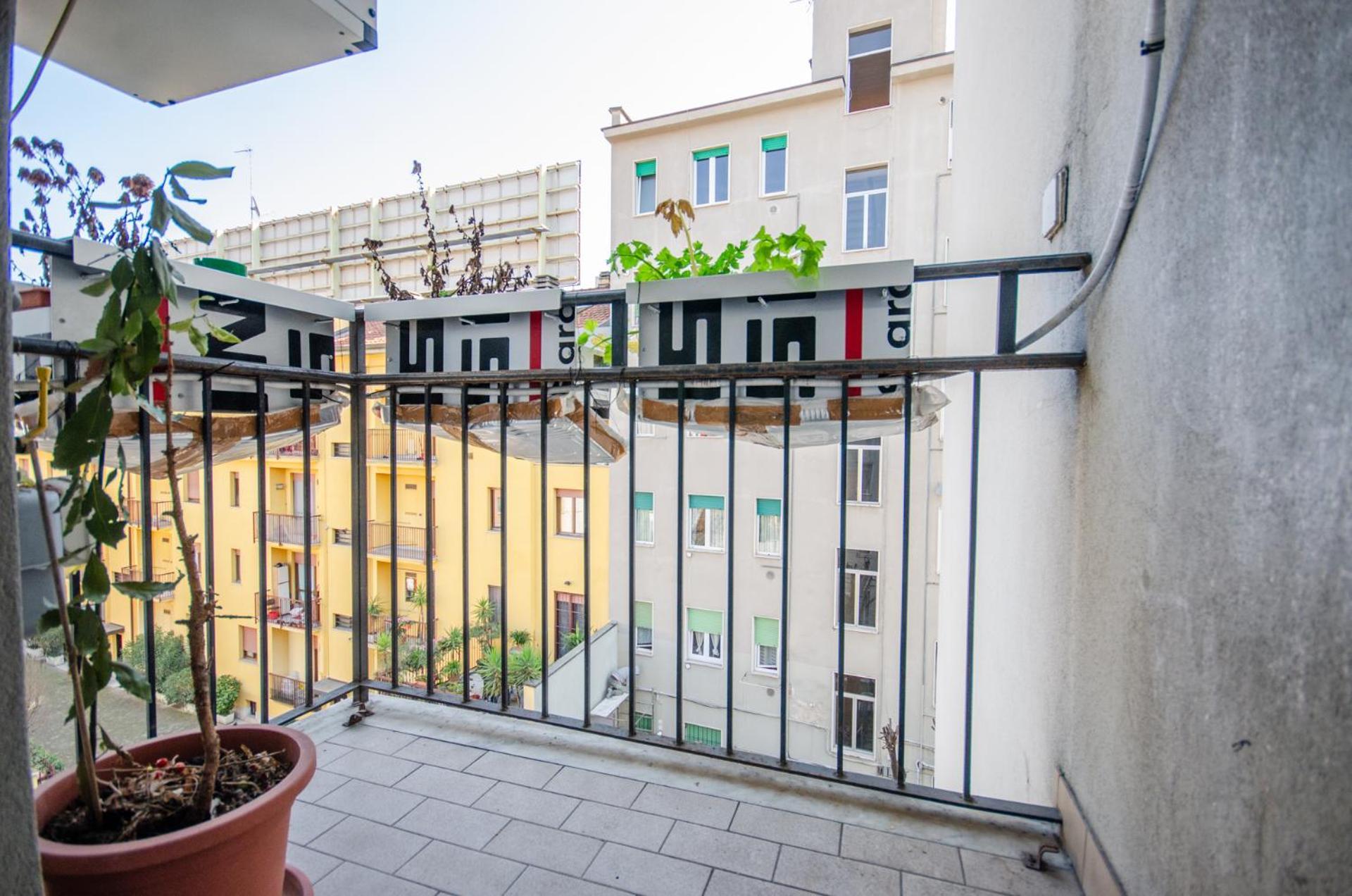 Apartment Lugano S&s Home, Moderna E Tranquilla, Vicino Al Centro Di Milano, Con Parcheggio Gratuito Esterno