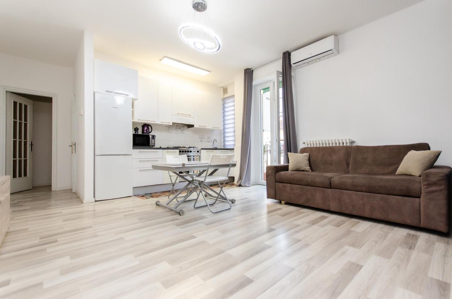 Apartment Lugano S&s Home, Moderna E Tranquilla, Vicino Al Centro Di Milano, Con Parcheggio Gratuito Esterno *