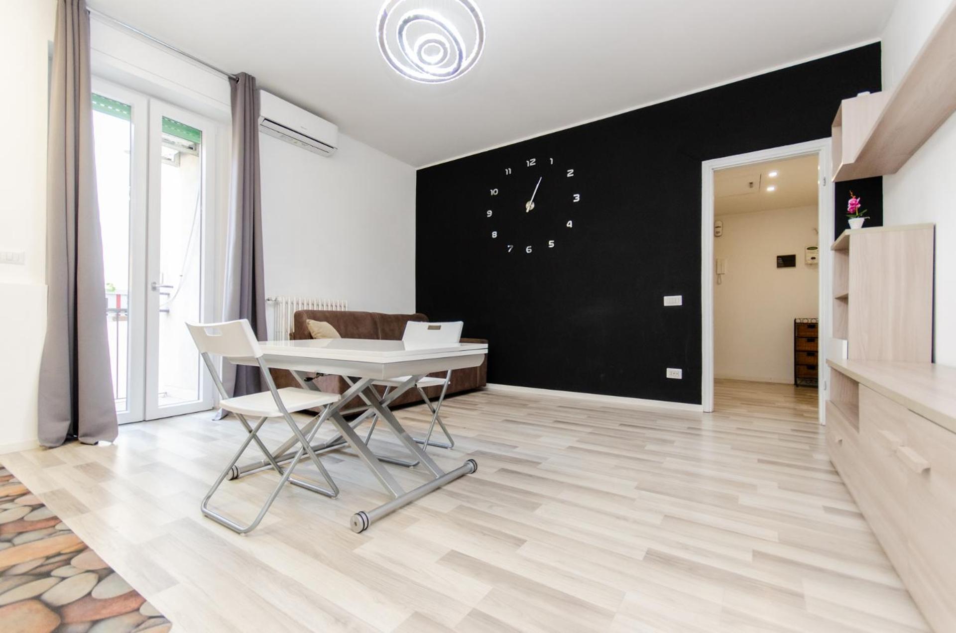 Lugano S&s Home, Moderna E Tranquilla, Vicino Al Centro Di Milano, Con Parcheggio Gratuito Esterno Apartment Milan