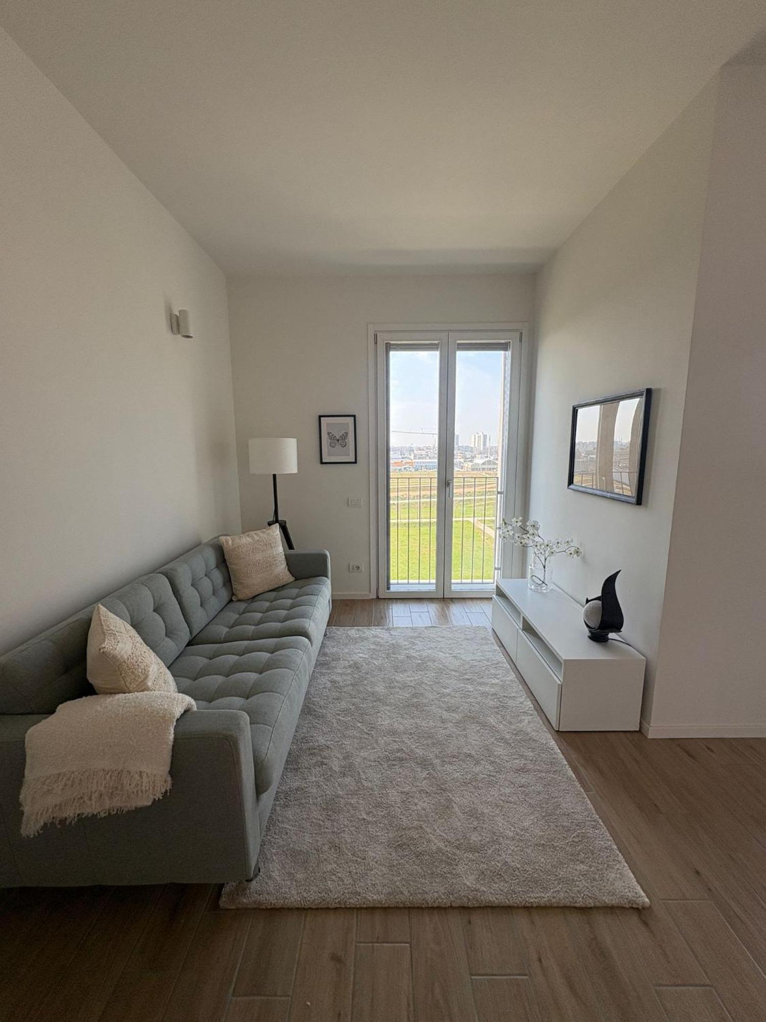 Panorama - Luminous With Private Garage Apartment Milan
