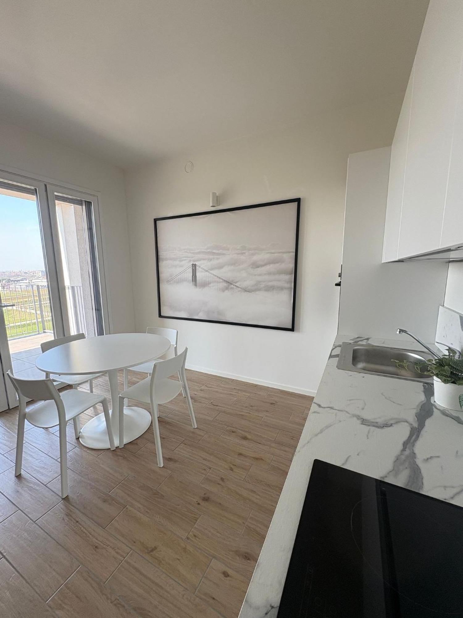 Panorama - Luminous With Private Garage