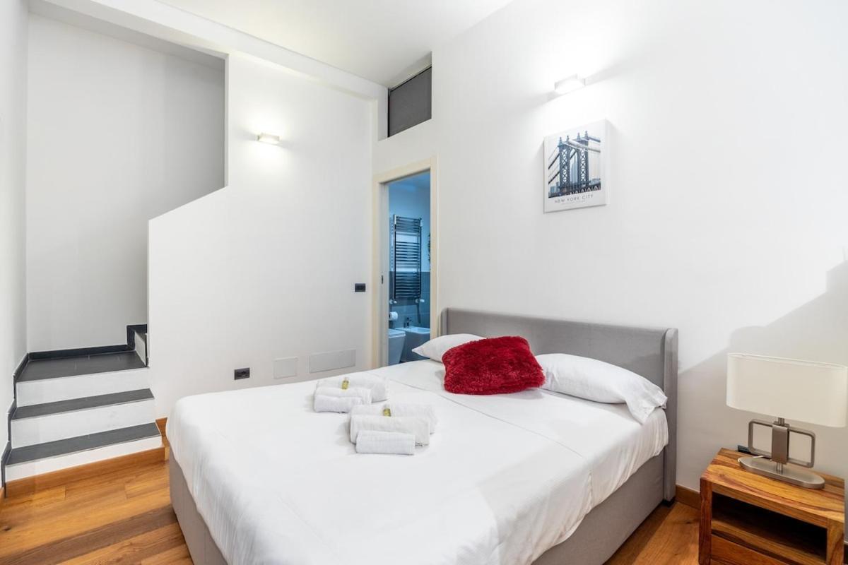 Design I Steps From Fair & Metro * Milan