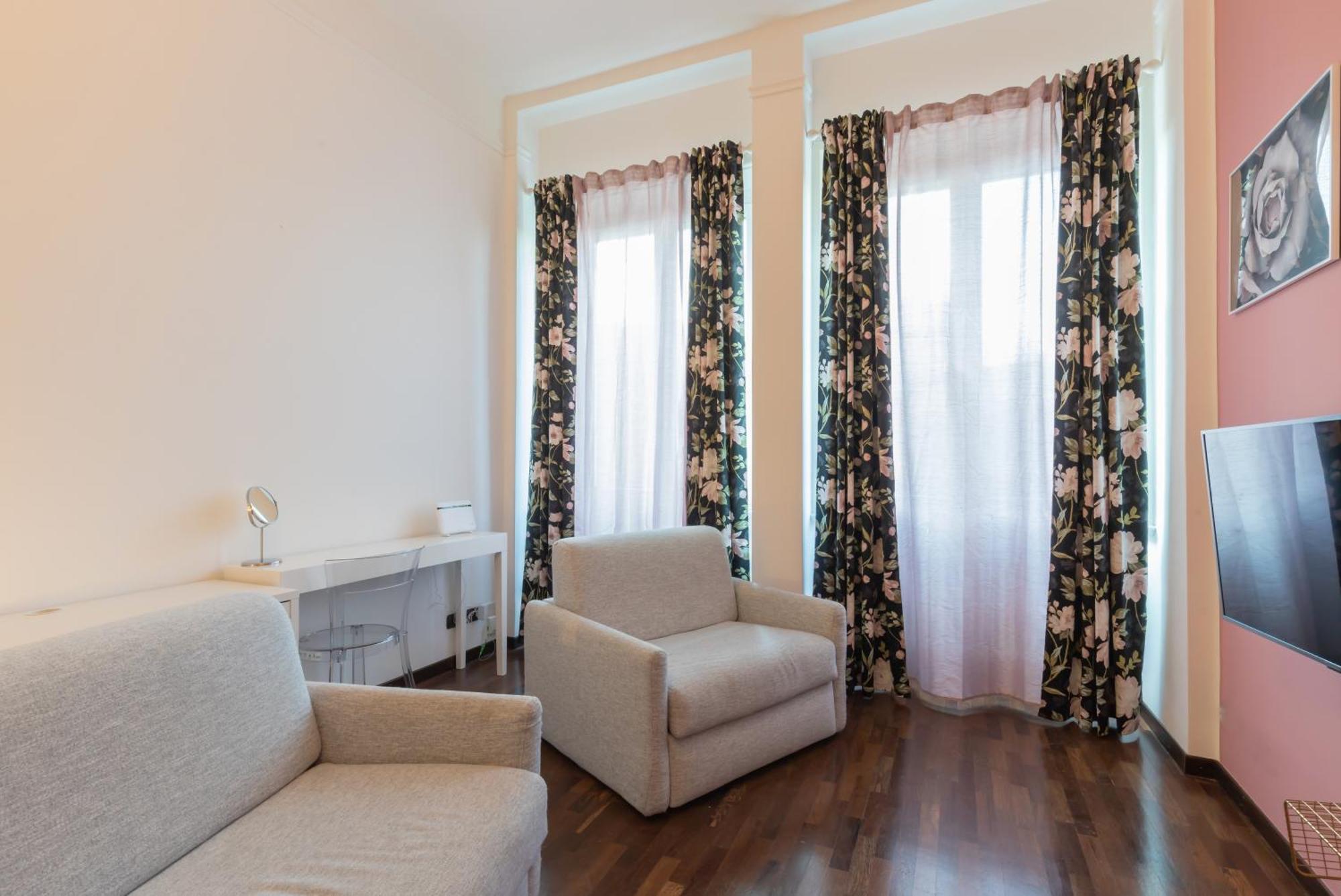 Duomo View - 2 Min From Duomo Amazing Location Apartment Milan