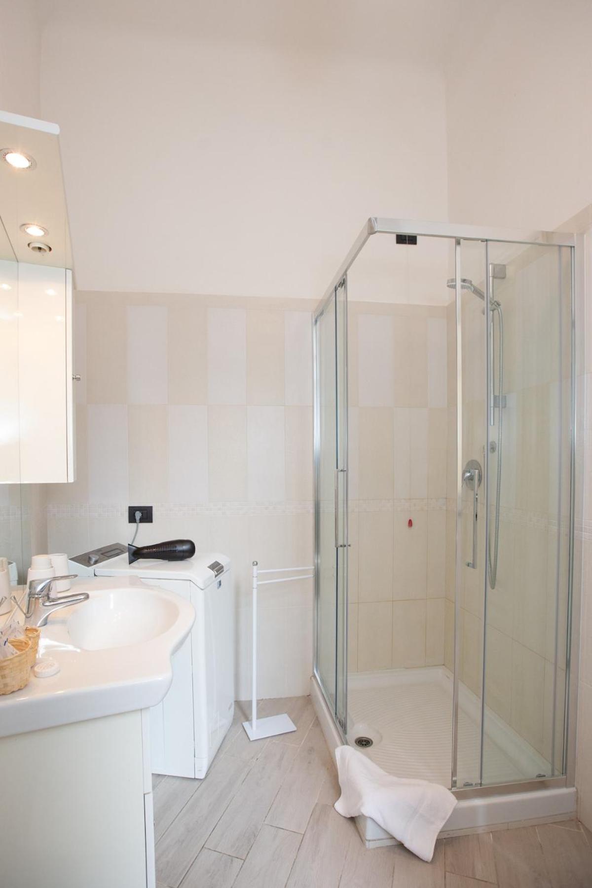 Sciesa - New Exclusive Apartment Milan