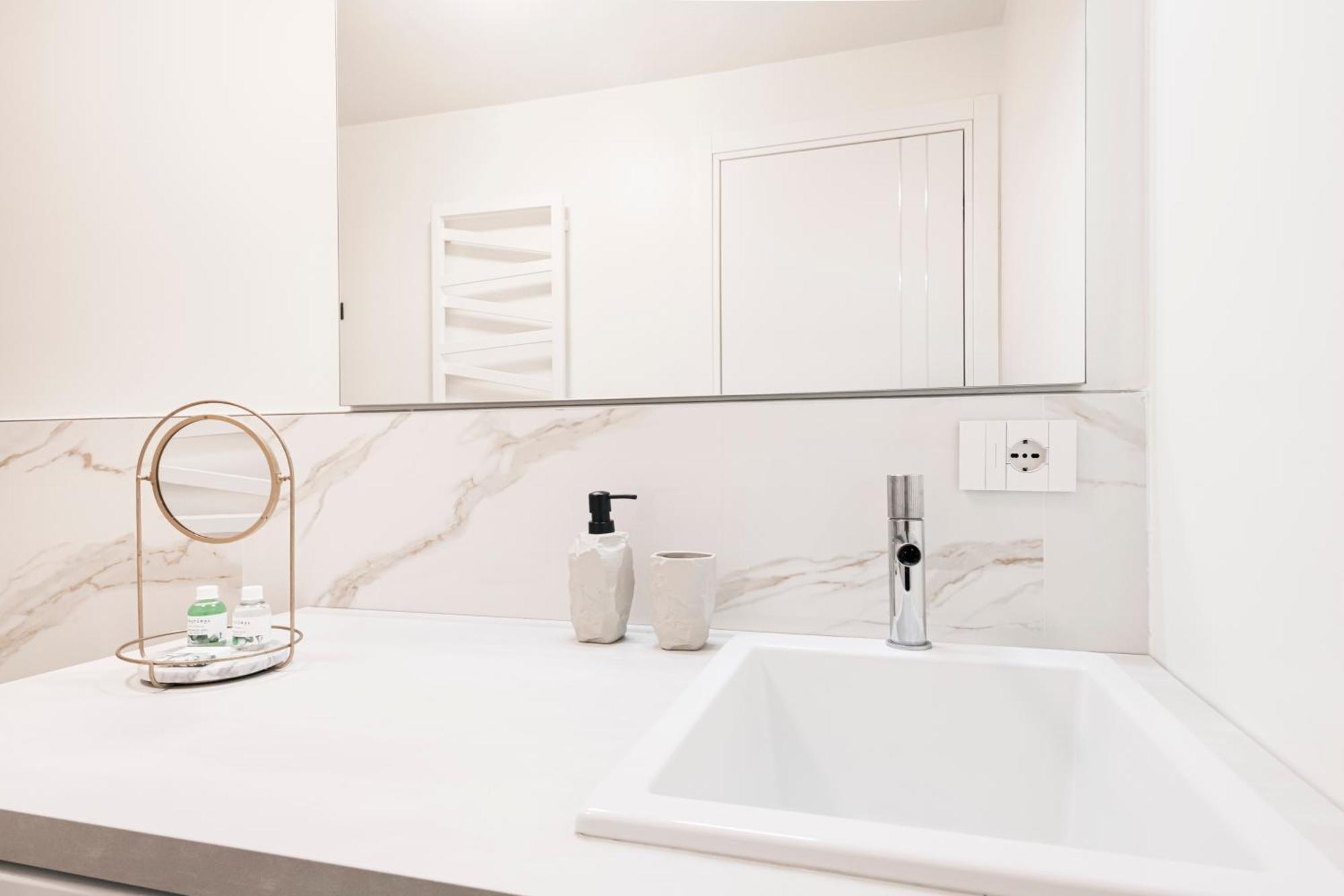 Easylife - Design And Relax In The Heart Of * Milan