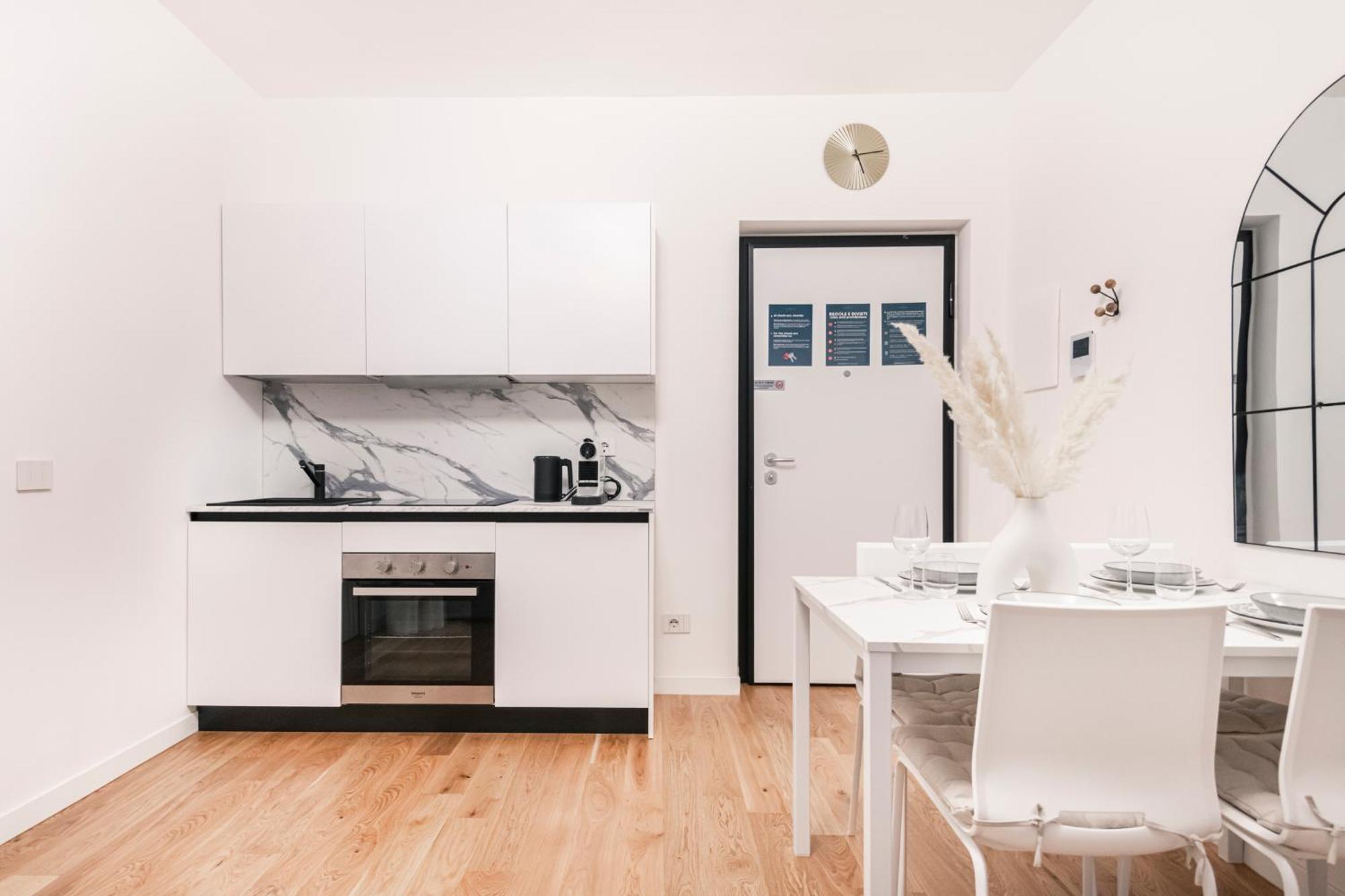 Apartment Easylife - Design And Relax In The Heart Of Milan