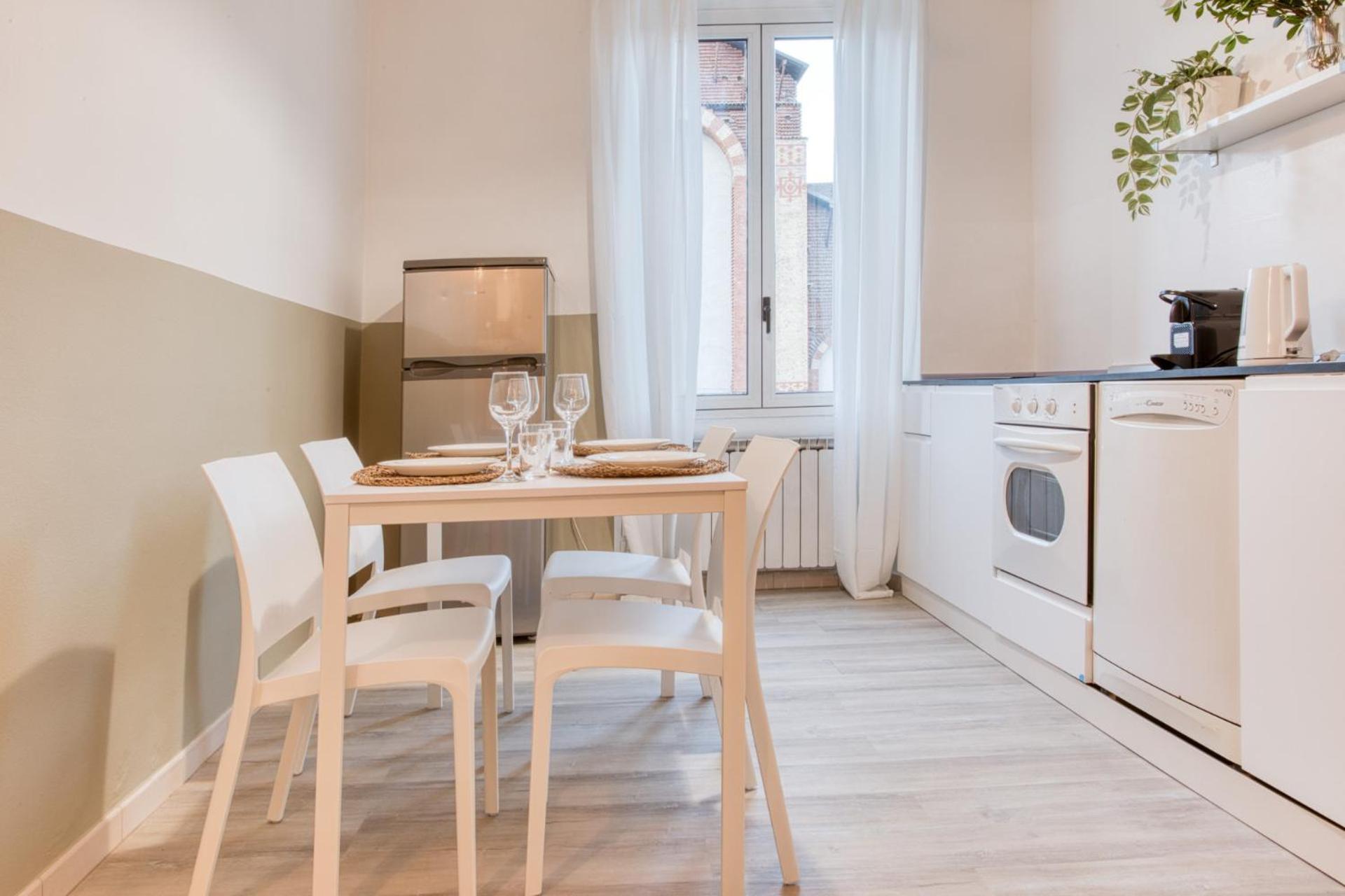 Easylife - Charme E Comfort Nel Cuore Dei Navigli