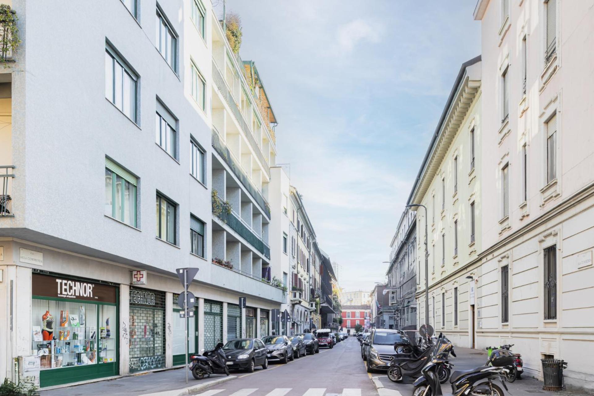 Easylife - Con Terrazzo Vicino Duomo Apartment *