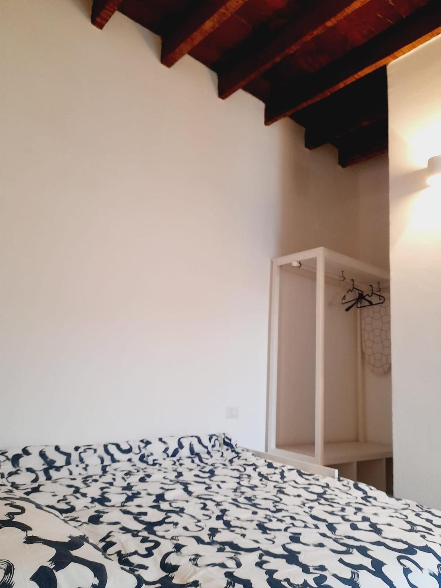 Apartment Flat In Milano, Isola