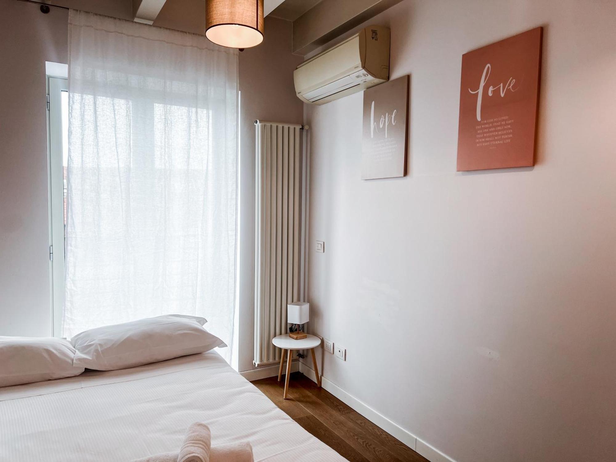 Apartment Garden Penthouse - Large & Trendy Flat, Milan
