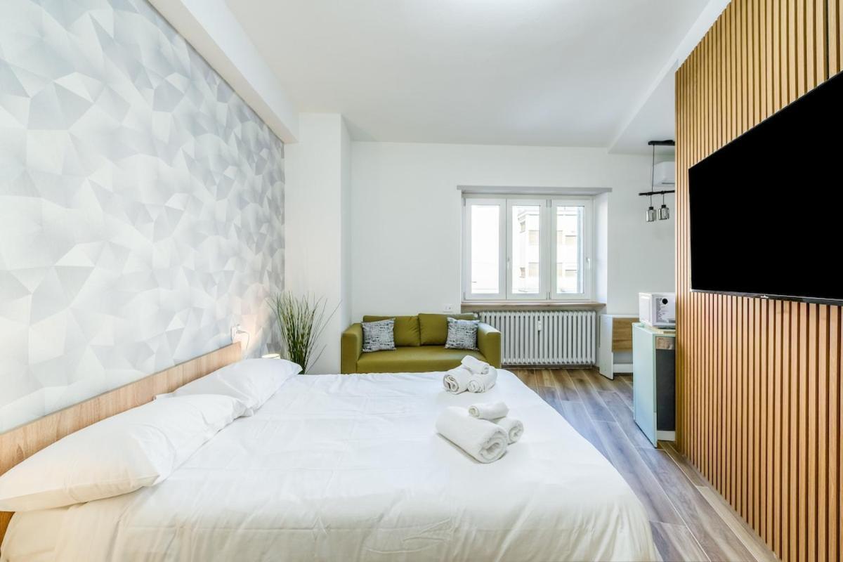 Apartment Comfort & Design Minutes Away From The Centre *