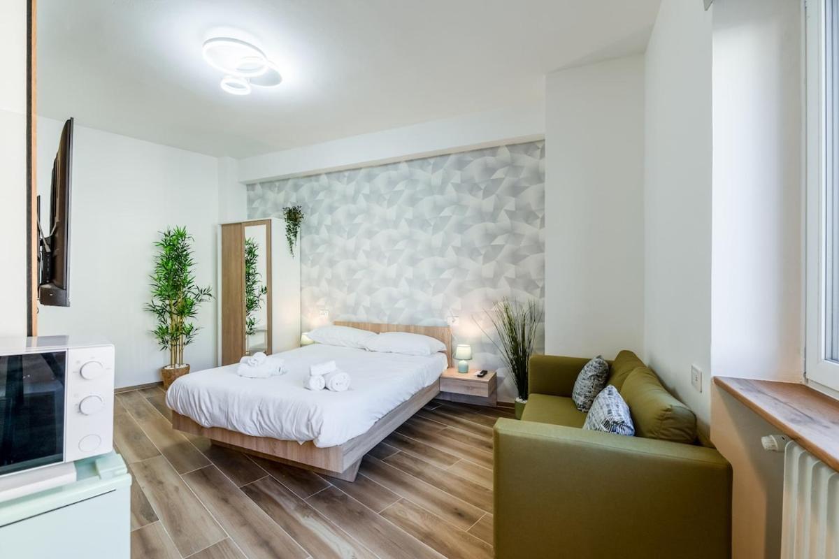 Apartment Comfort & Design Minutes Away From The Centre *